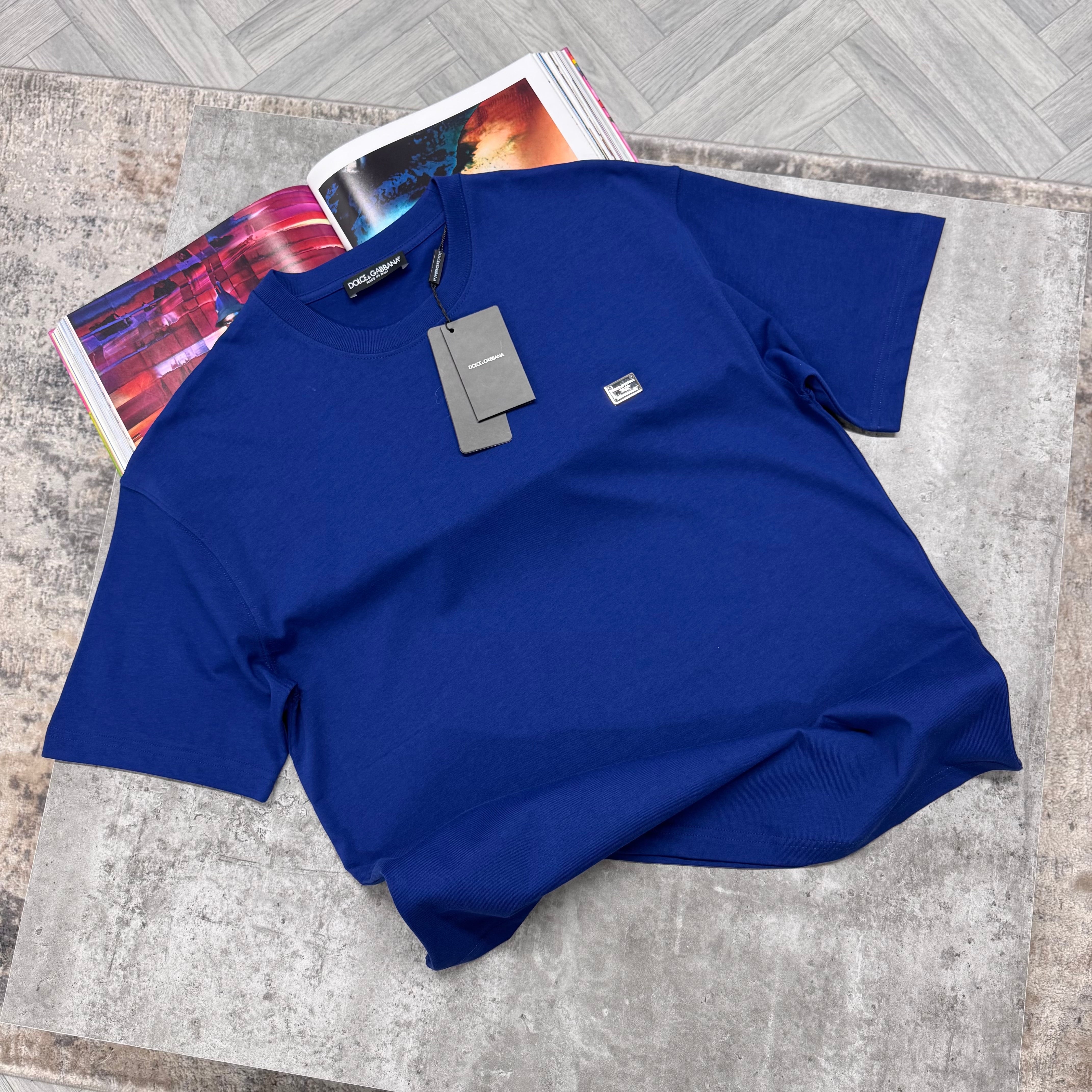 D&G SILVER BADGE T SHIRT - ROYAL BLUE