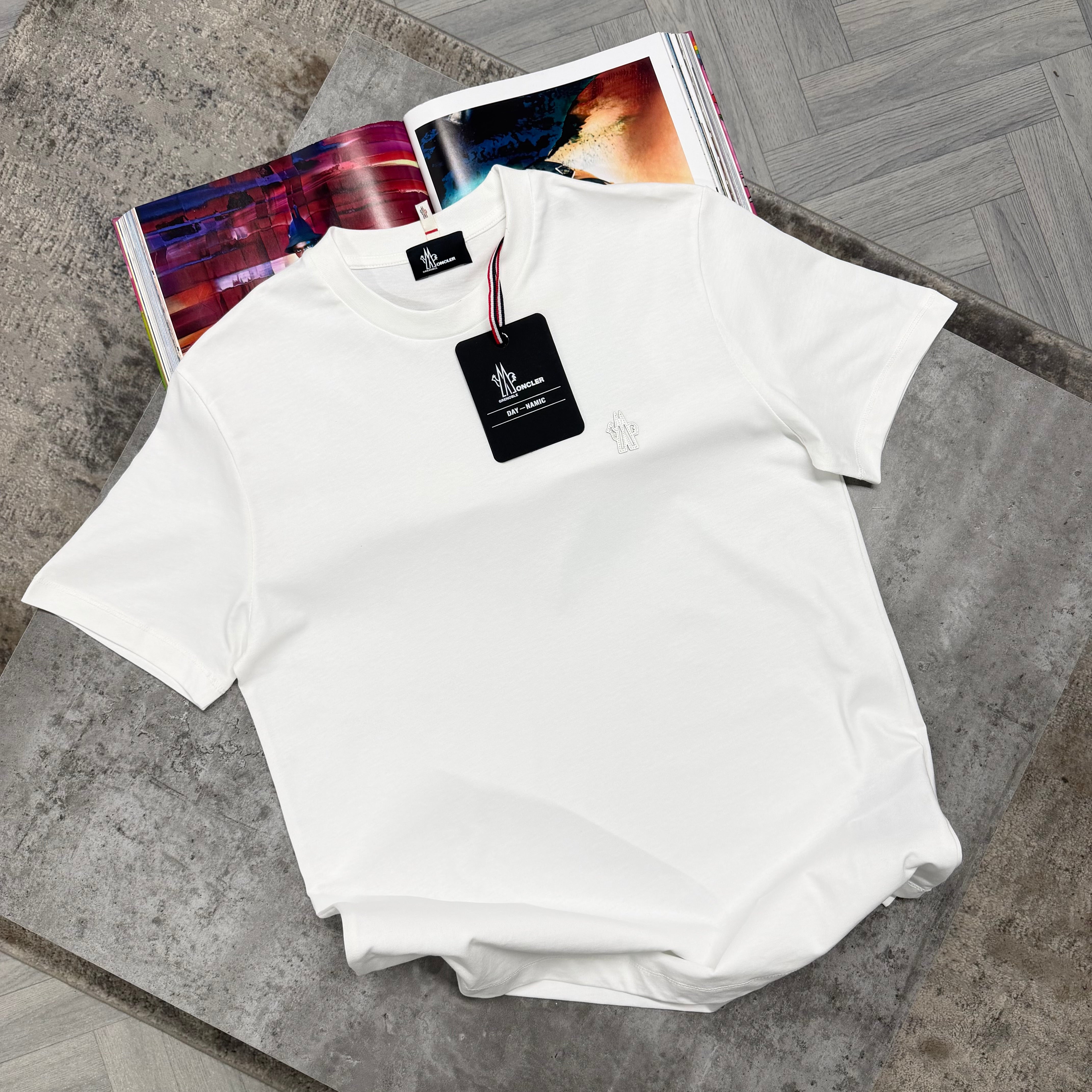 MNCLR GRENOBLE BADGE T SHIRT - WHITE