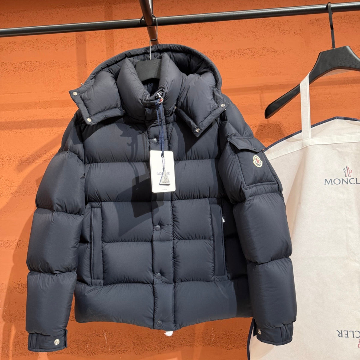 (PRE ORDER) MNCLR QUILTED DOWN PUFFER COAT - NAVY