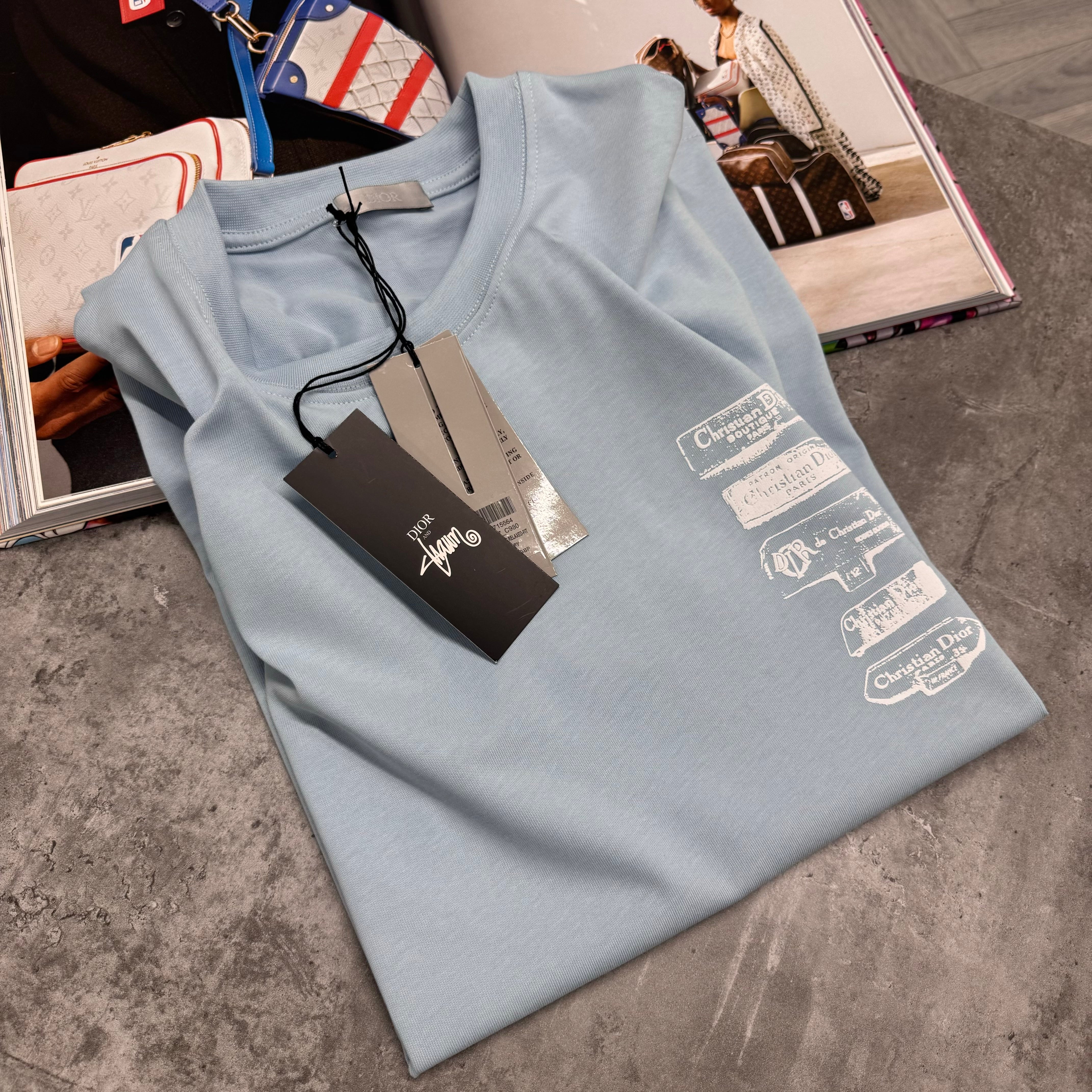 CD ARCHIVE T SHIRT - SKY BLUE