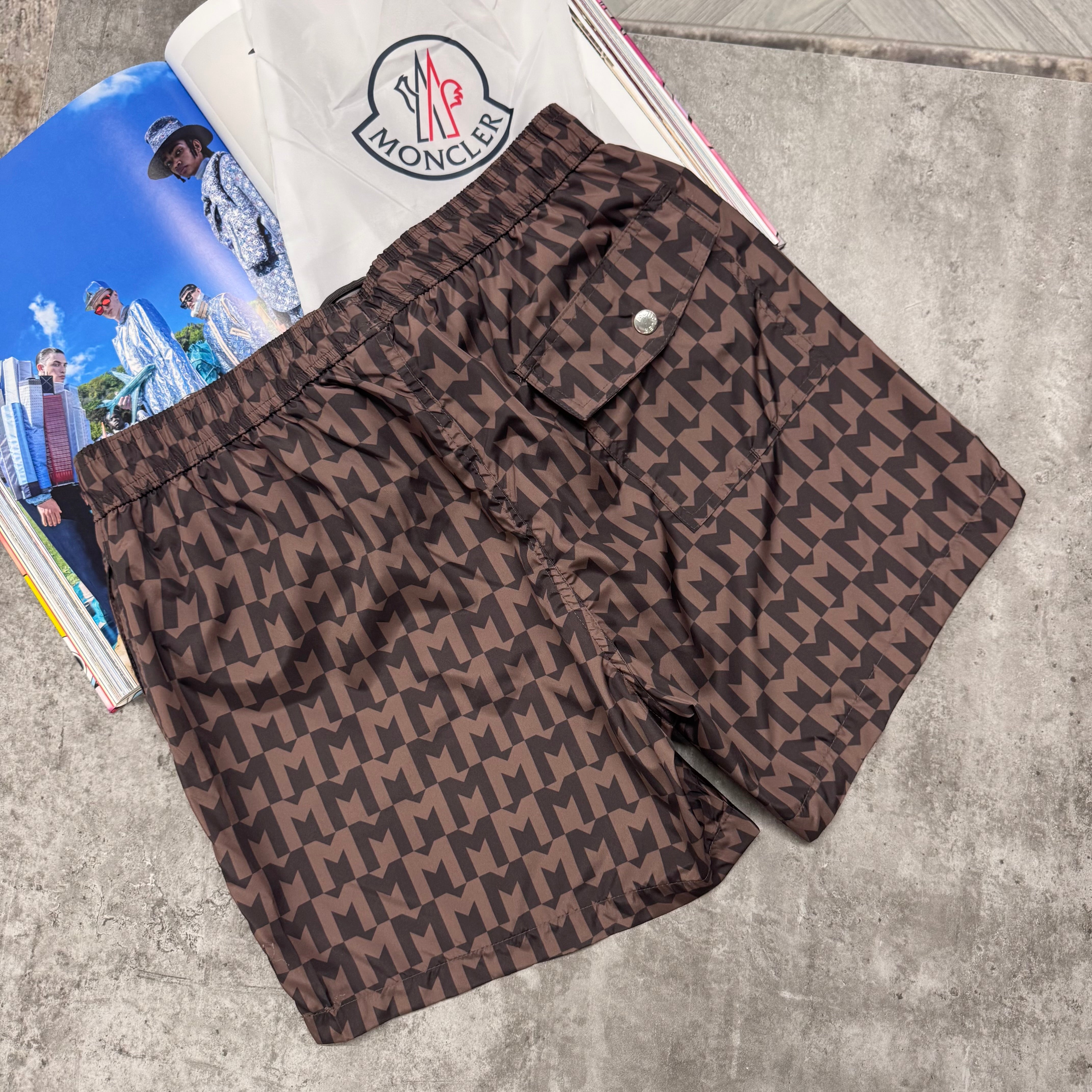 MNCLR M LOGO SWIMS - BROWN