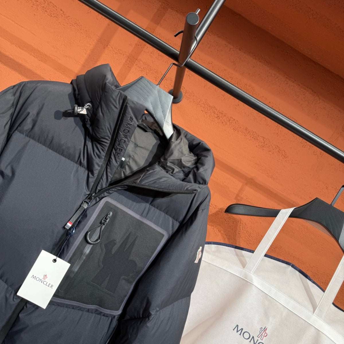 (PRE ORDER) MNCLR BERGUN COAT - BLACK