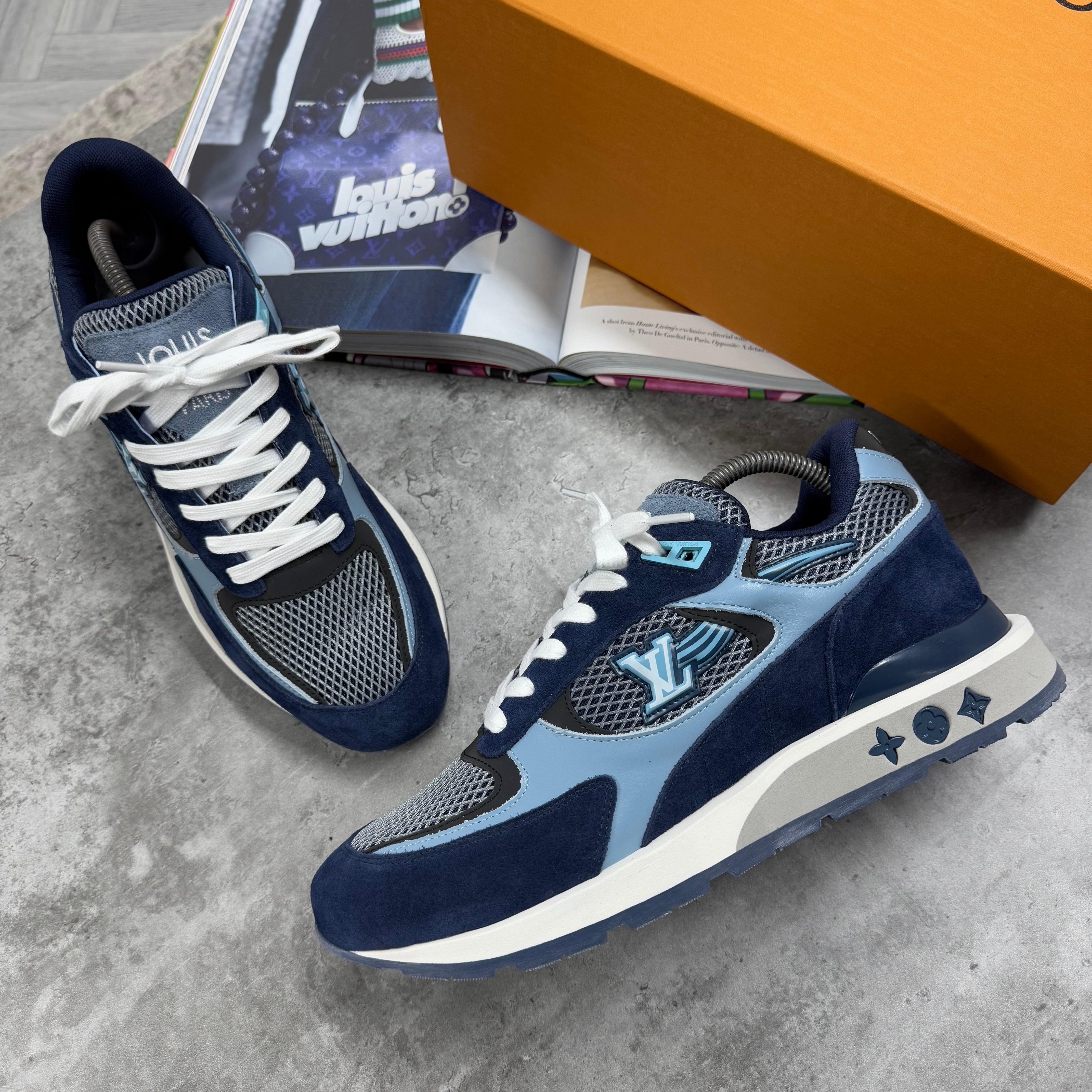 (PRE ORDER) LVE RUNAWAY TRAINERS - BLUE