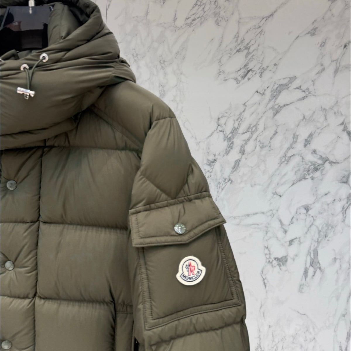 (PRE ORDER) MNCLR ARM POCKET COAT - KHAKI