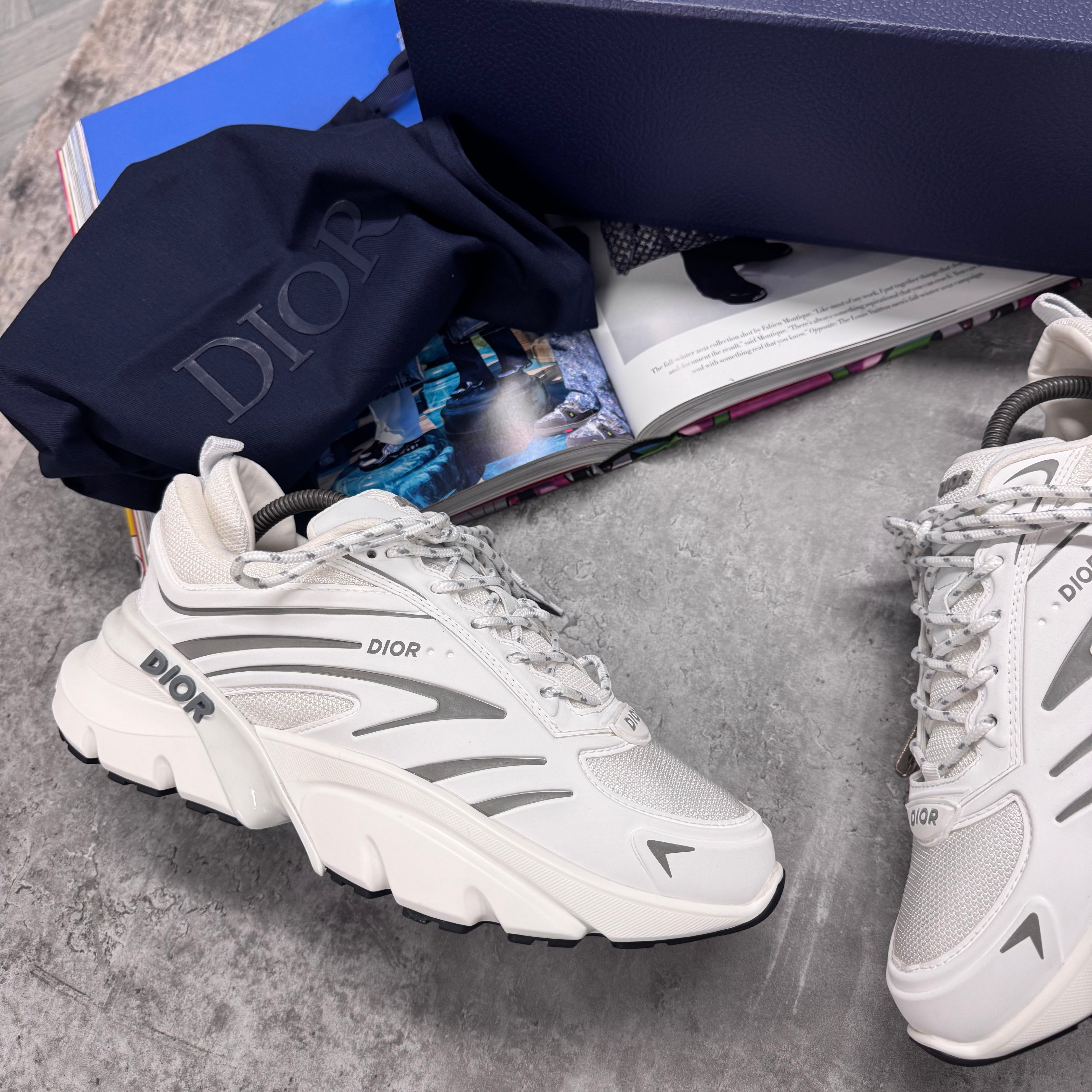 B44 TRAINER - WHITE