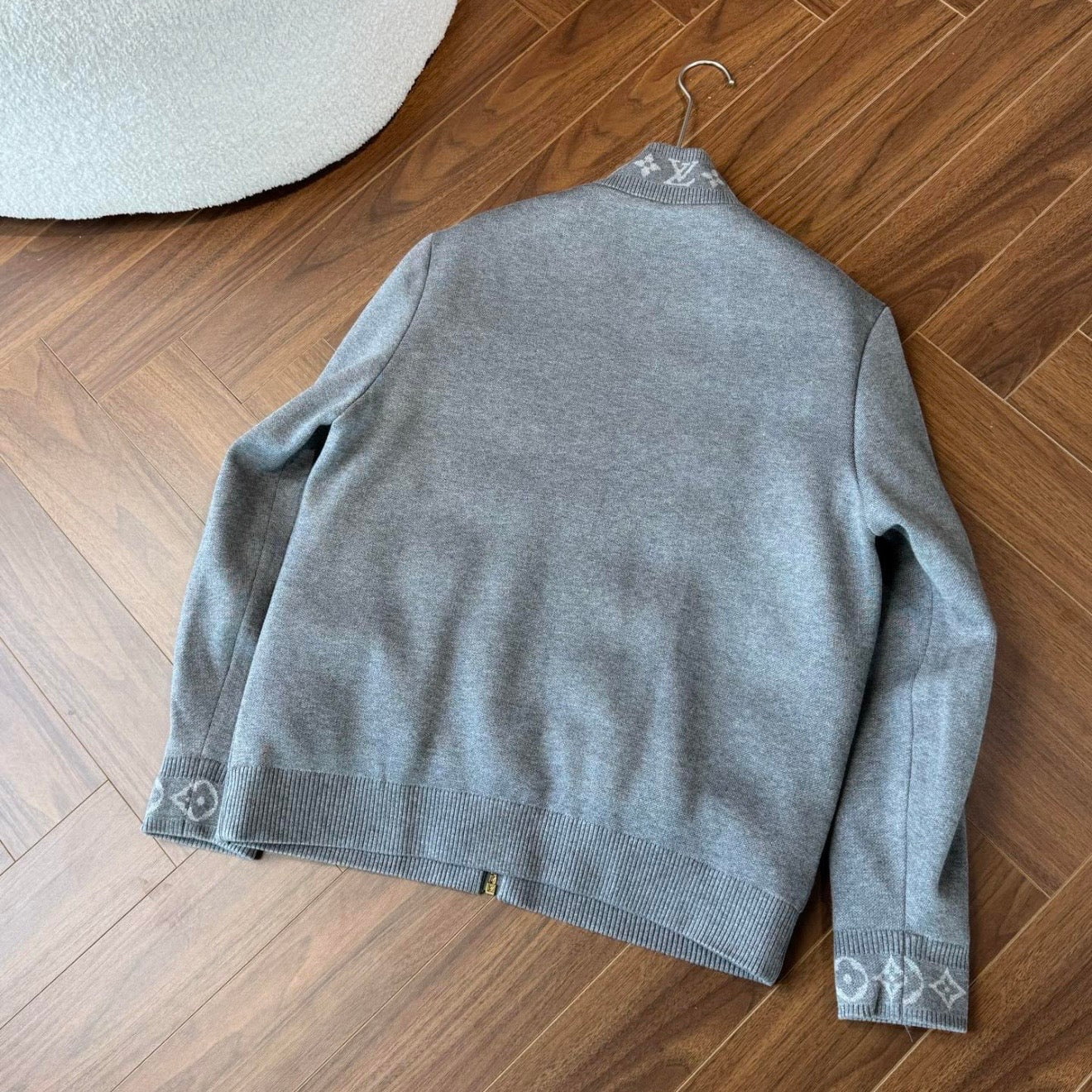 (PRE ORDER) LVE MONOGRAM JACKET - GREY