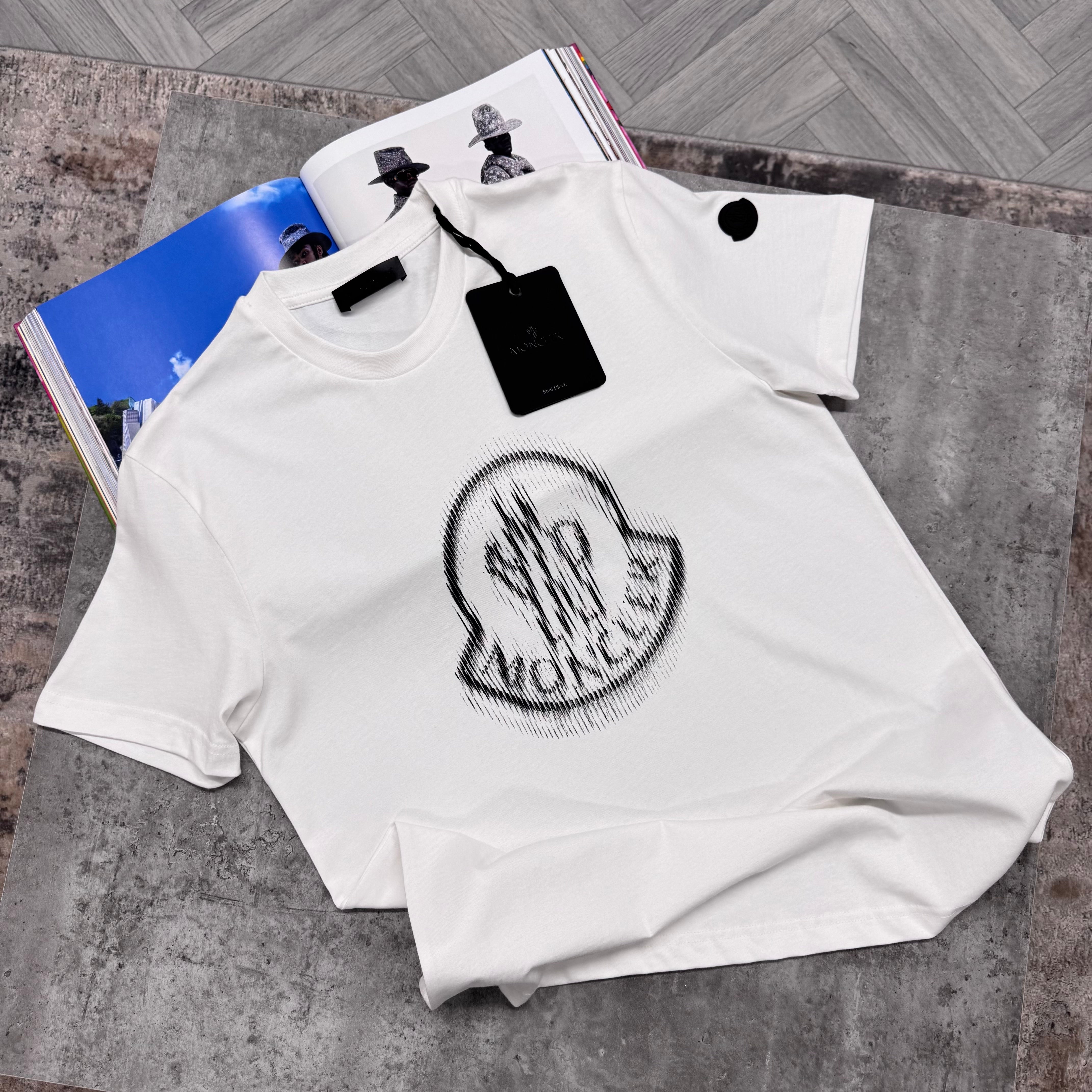MNCLR BLURRED LOGO T SHIRT - WHITE