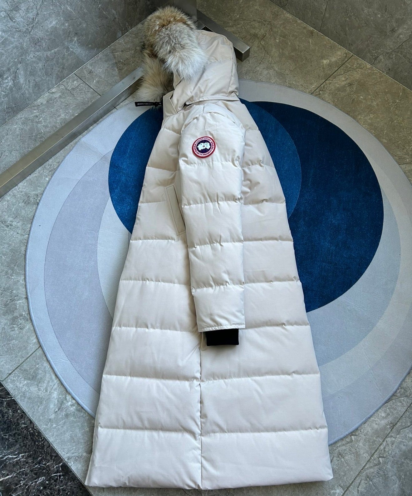 (PRE ORDER) CG MYSTIQUE PARKER COAT - OFF WHITE