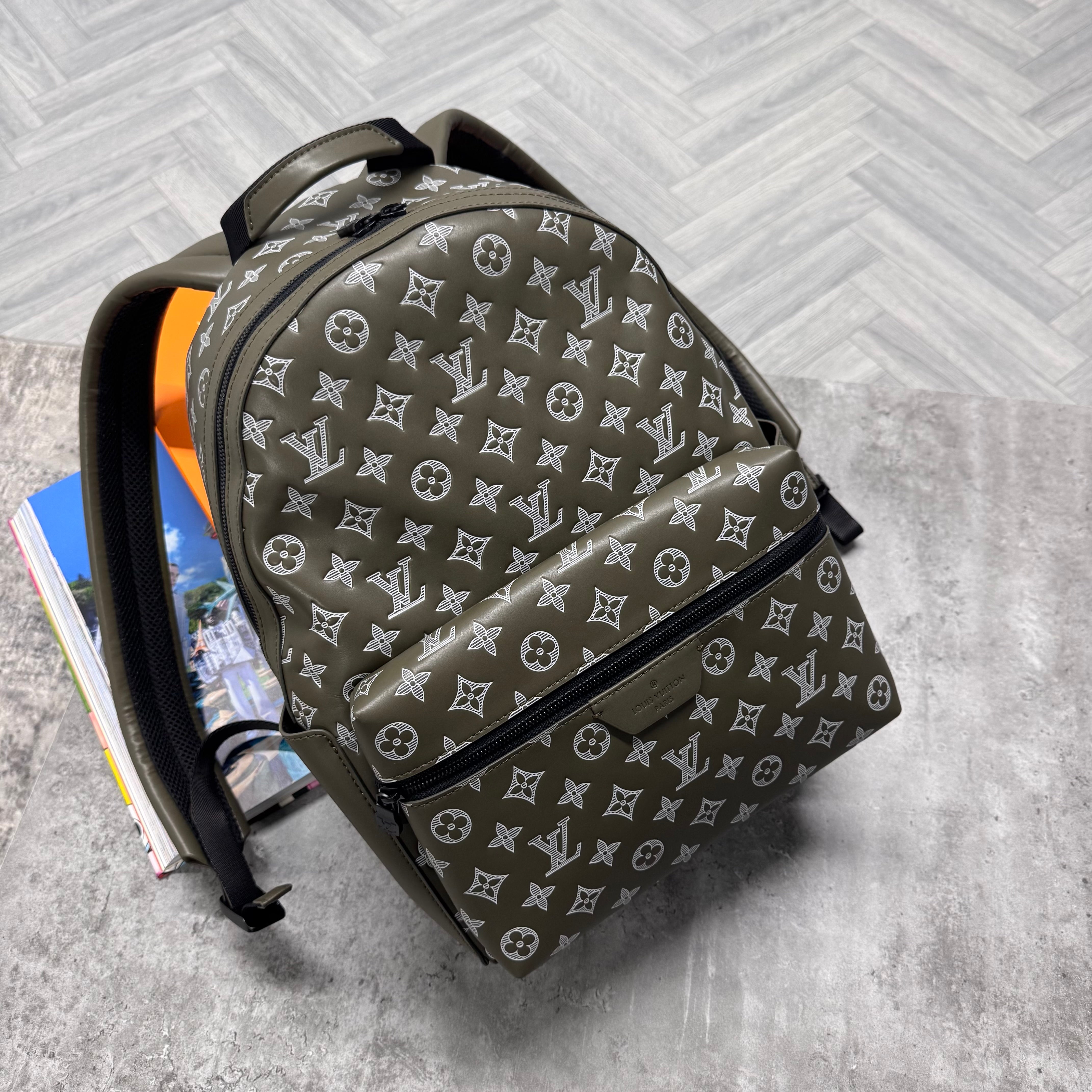(PRE ORDER) LVE MONOGRAM BACKPACK - KHAKI