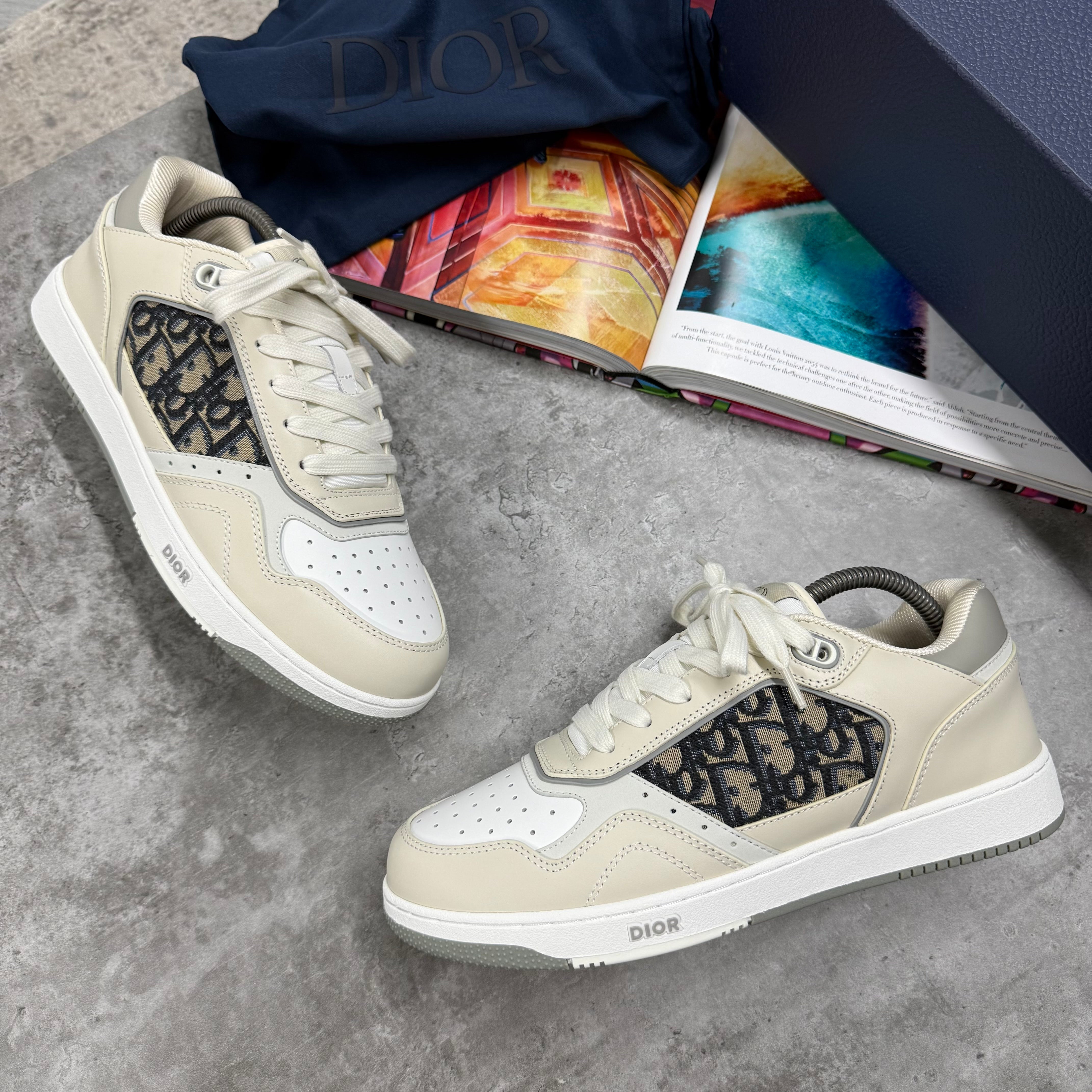 B27 TRAINER - BEIGE