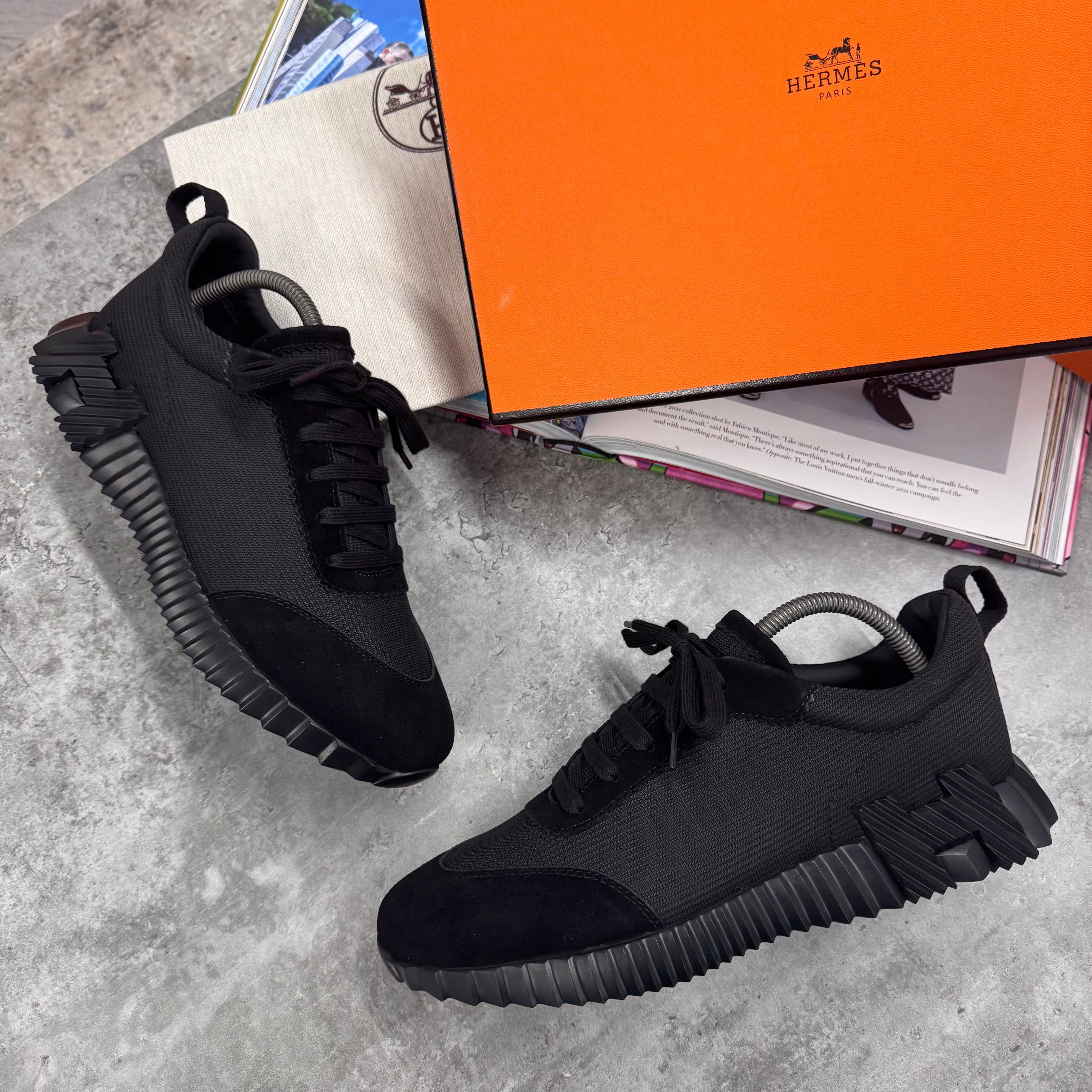HMES BOUNCING TRAINER - BLACK