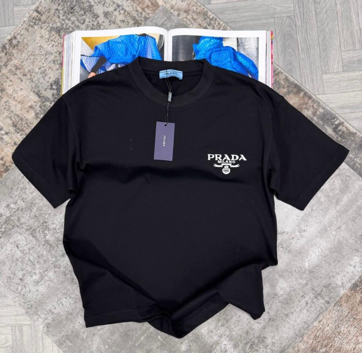 PDA SMALL LOGO T SHIRT - BLACK