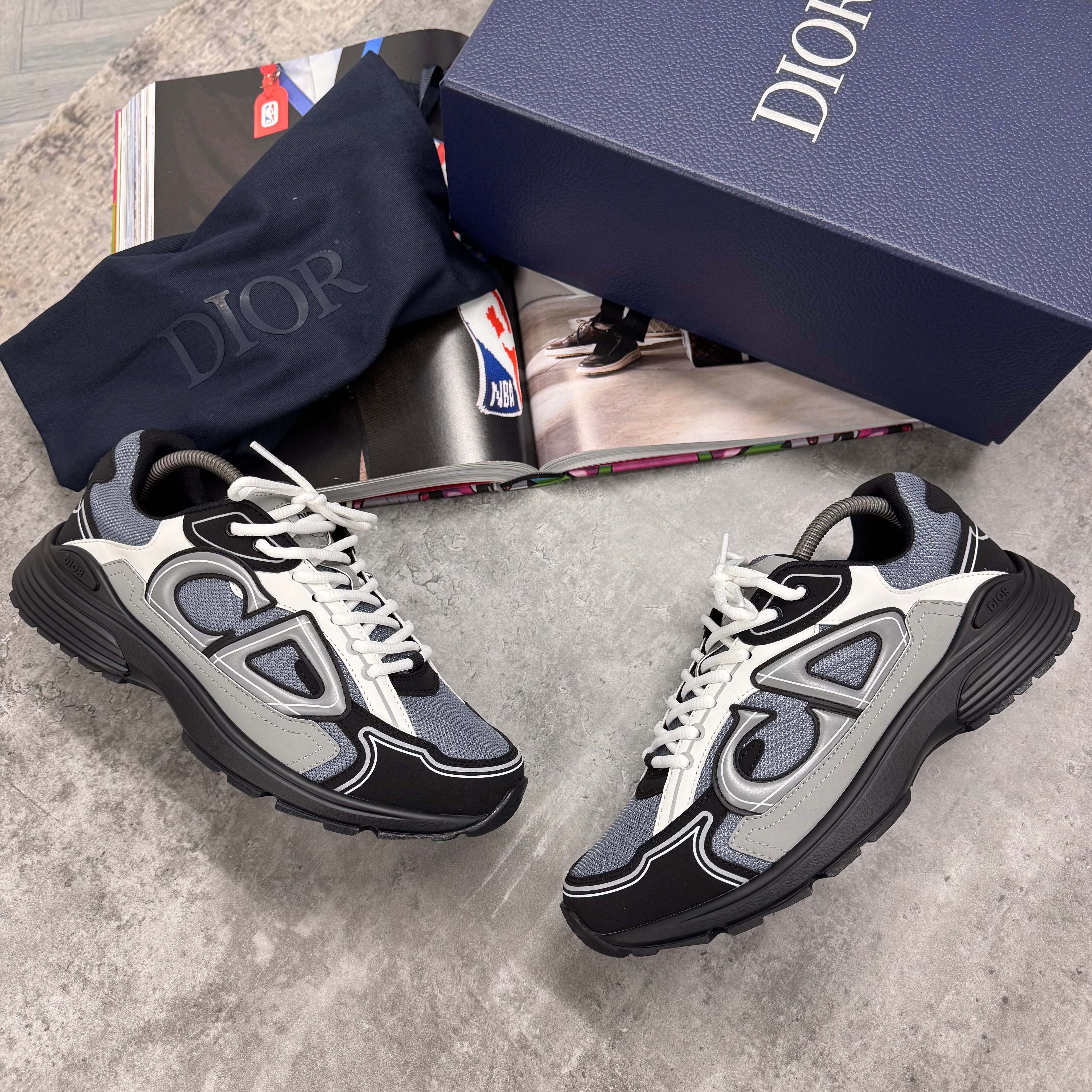 (PRE ORDER) B30 TRAINERS - GREY / BLACK