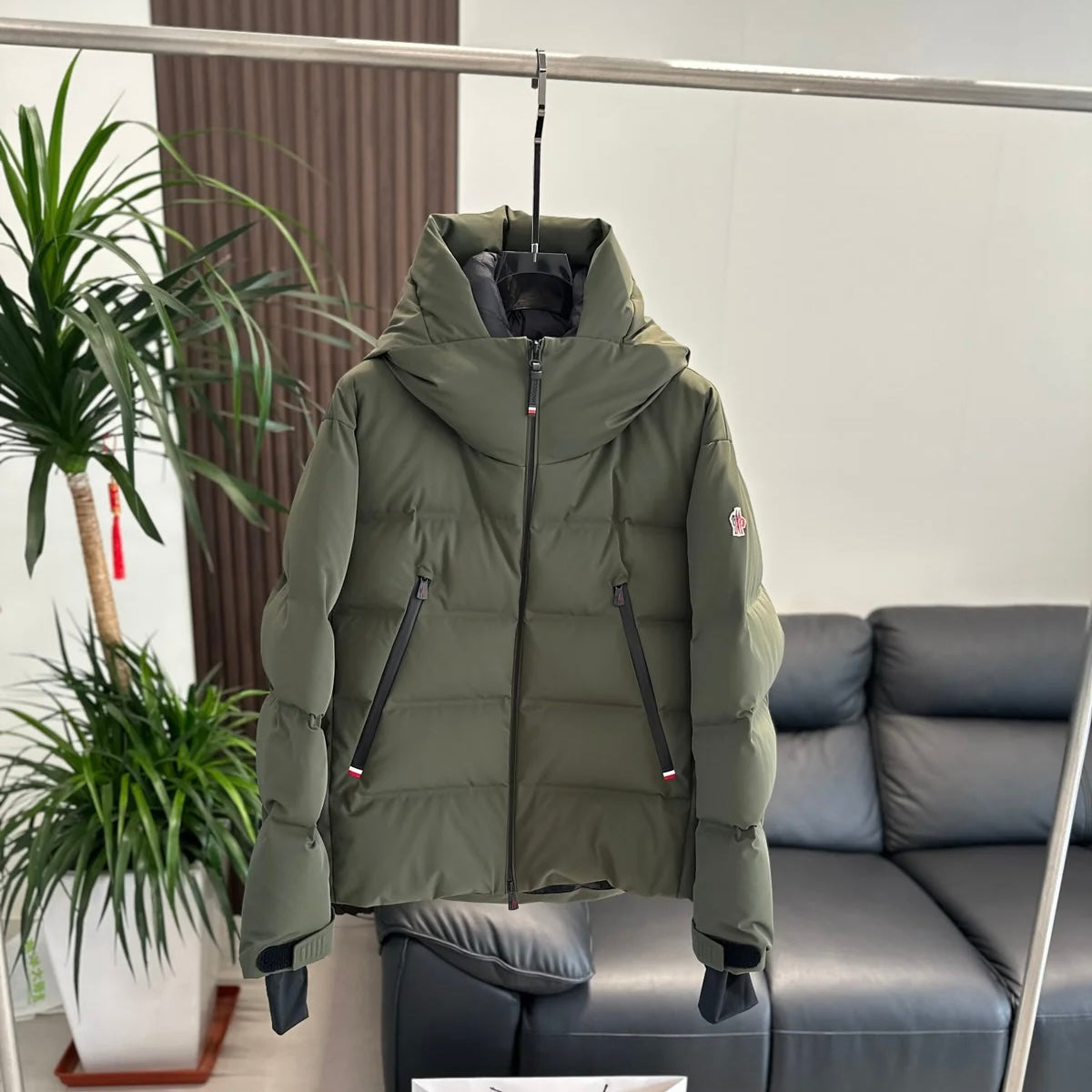 (PRE ORDER) MNCLR GRENOBLE PUFFER COAT - KHAKI