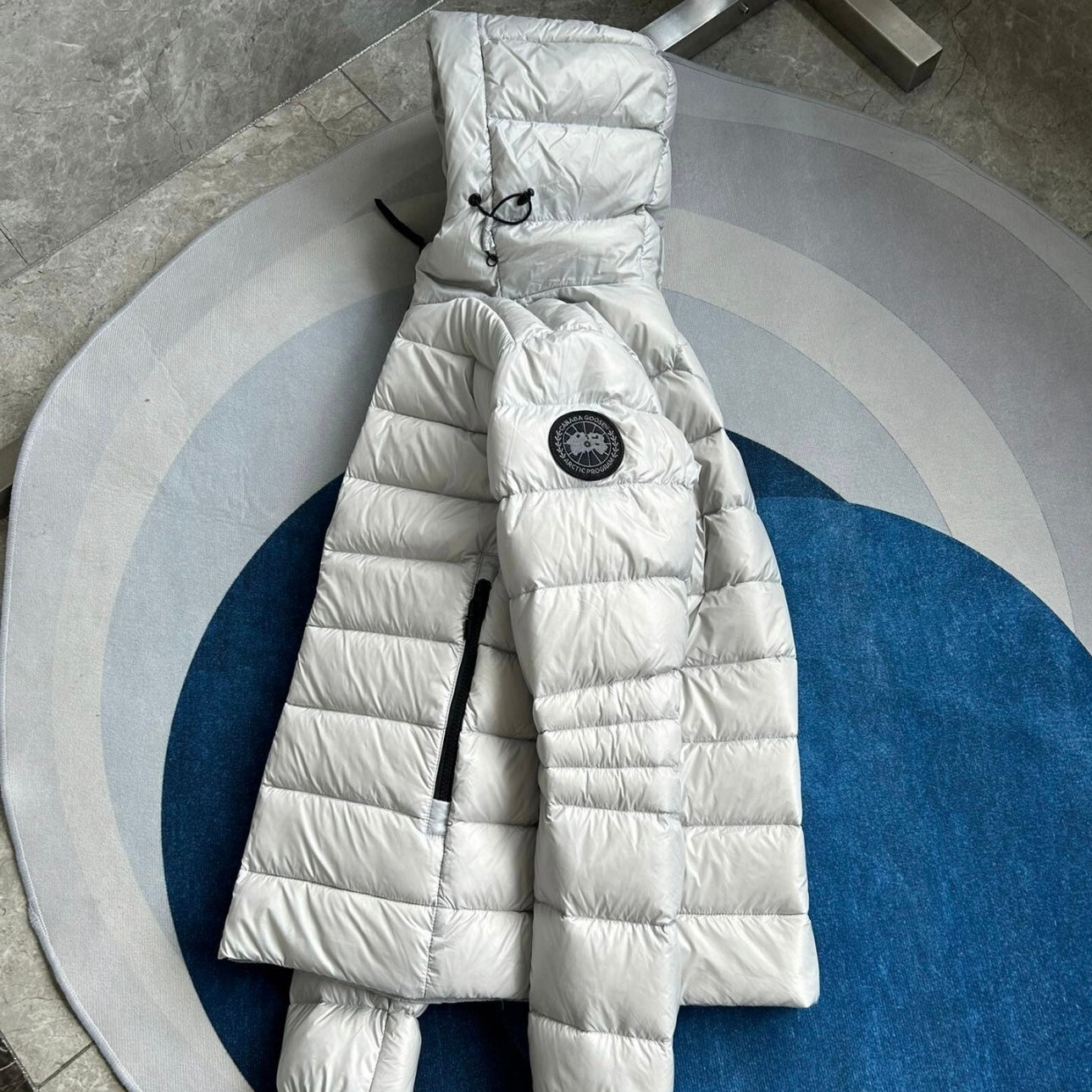 (PRE ORDER) CG CROFTON BLACK BADGE COAT - LIGHT GREY