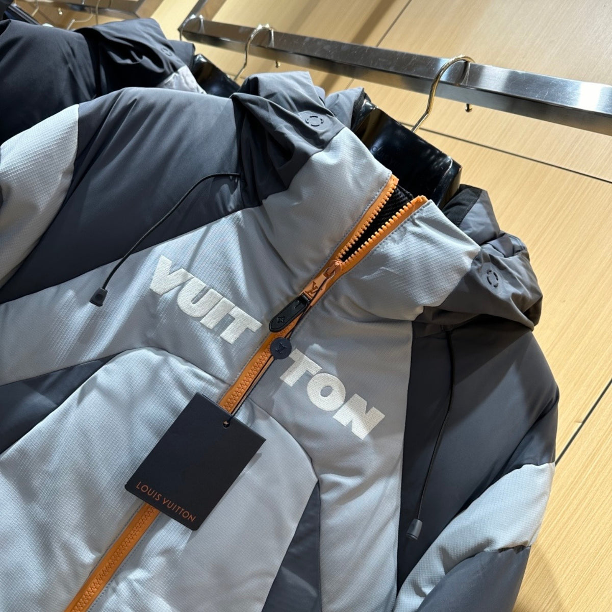 (PRE ORDER) LVE SKI COAT - GREY