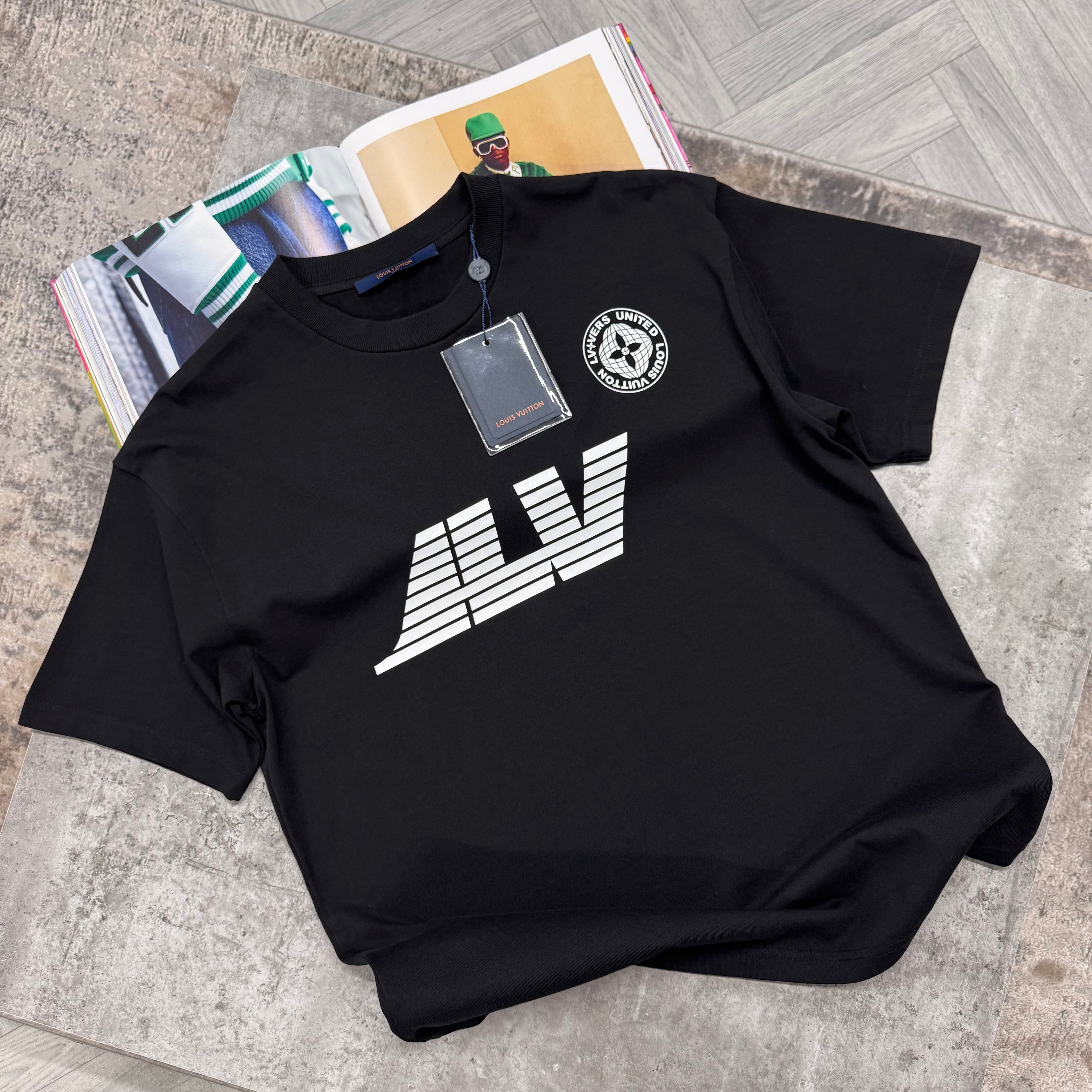 LVE T SHIRT - BLACK