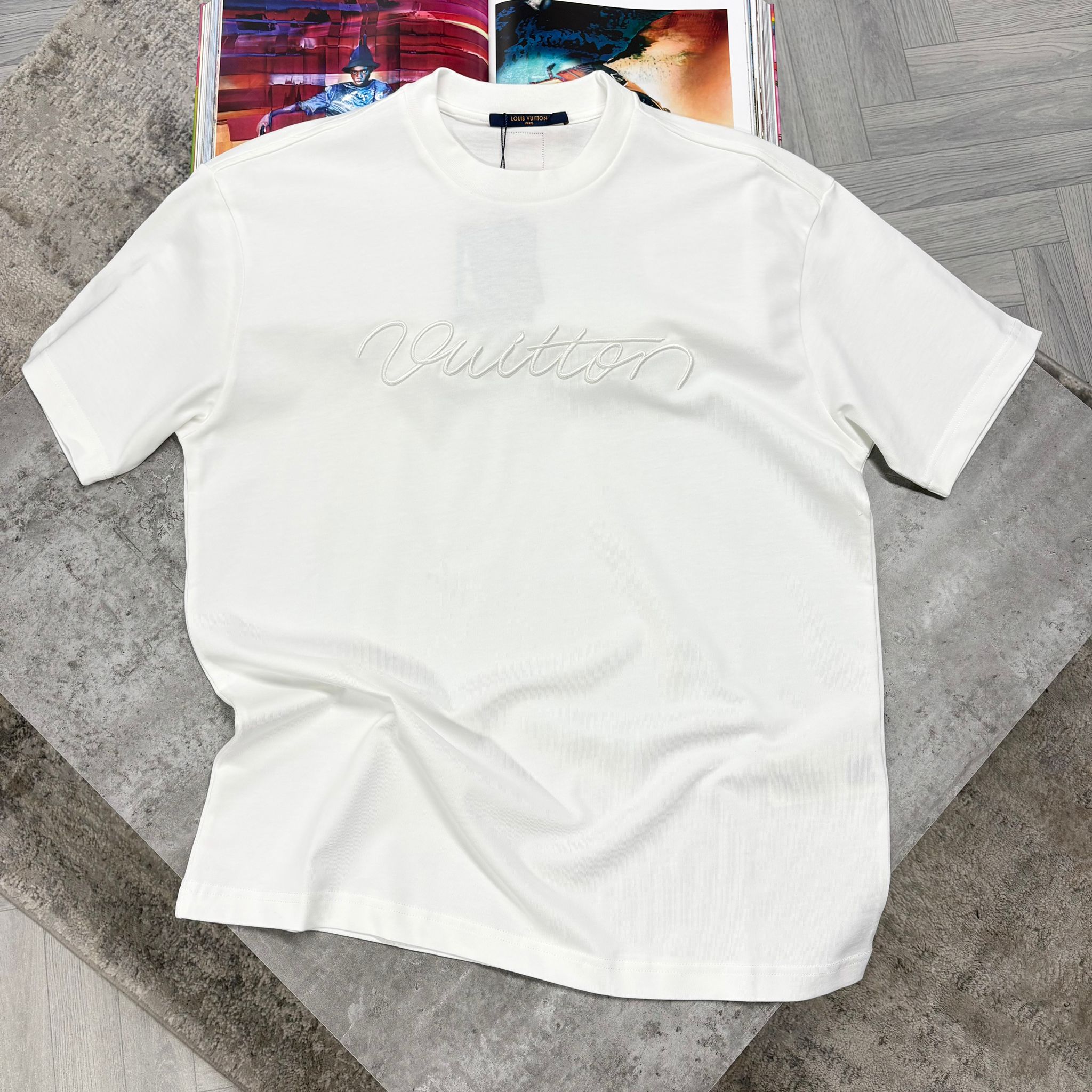 LVE T SHIRT - WHITE