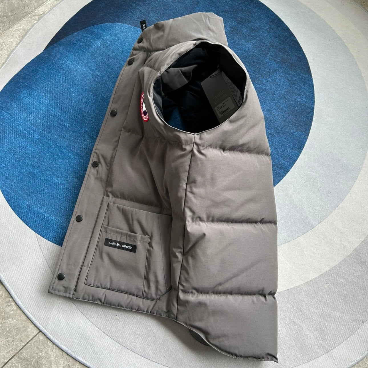 (PRE ORDER) CG GARSON GILET - CHARCOAL