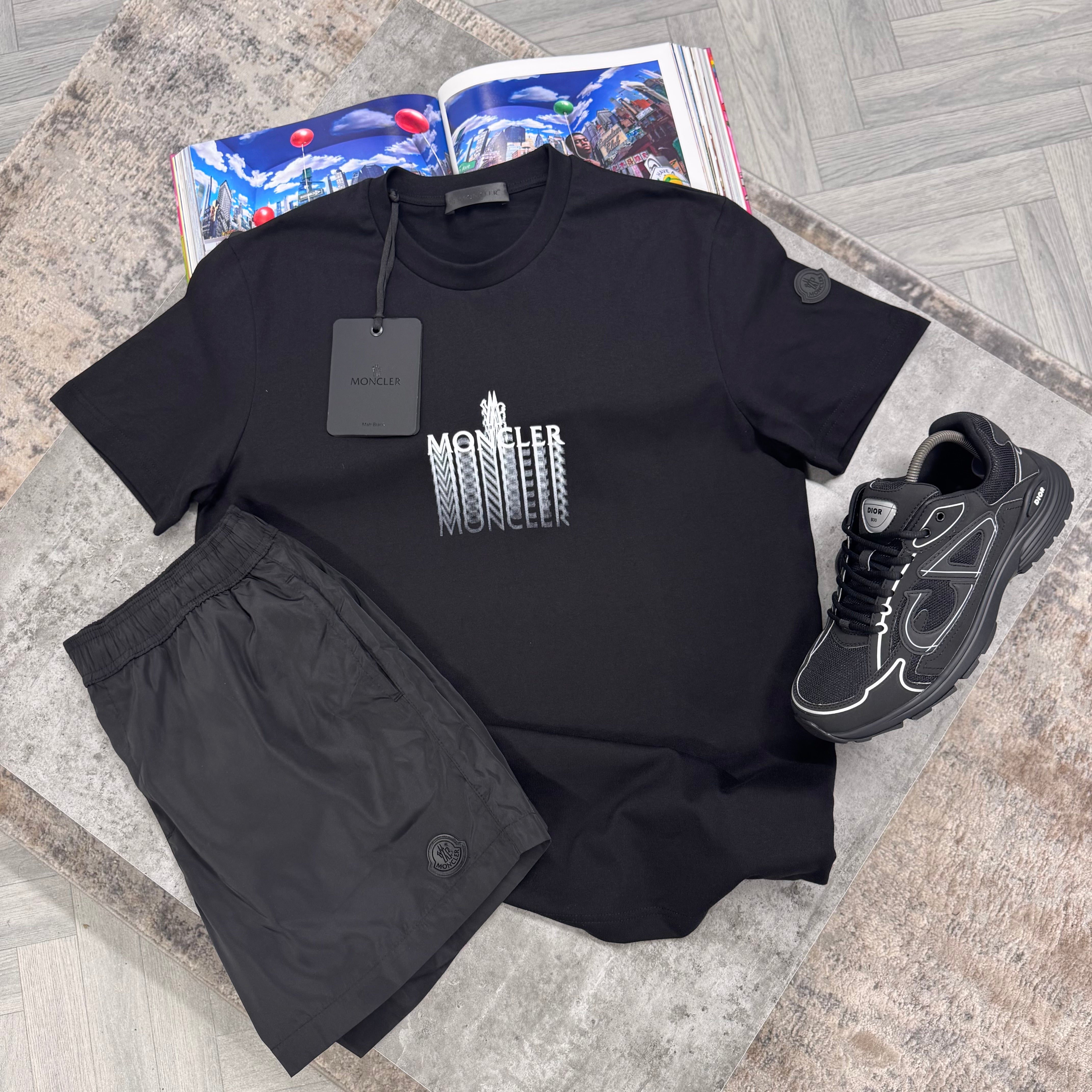 MNCLR BLURRED LOGO T SHIRT - BLACK