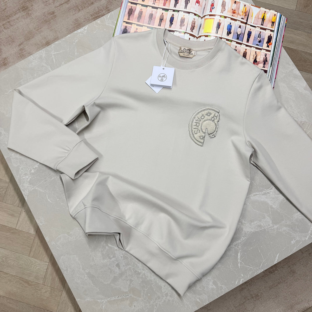 H CREWNECK - CREAM