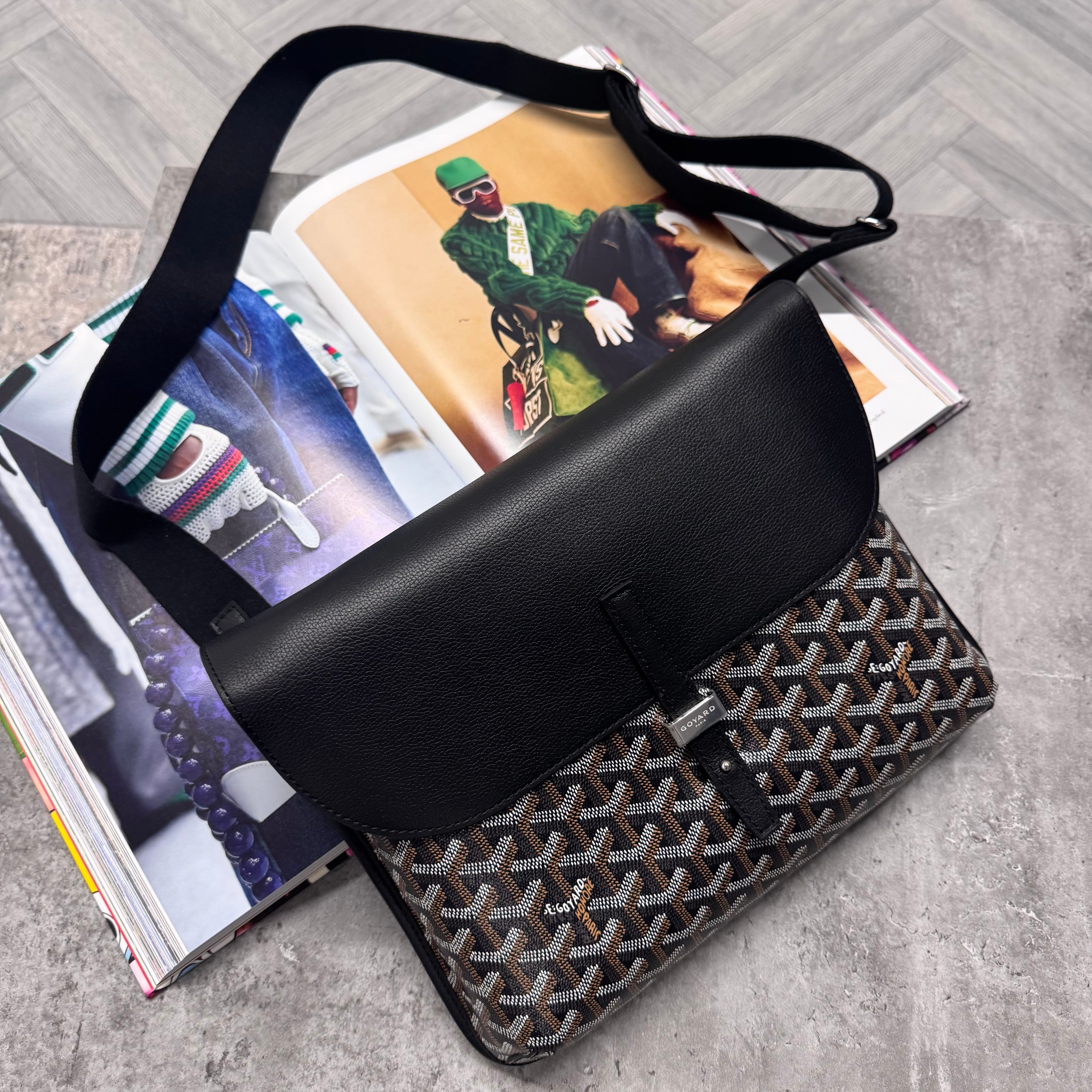 (PRE ORDER) GYRD MAN BAG - BLACK