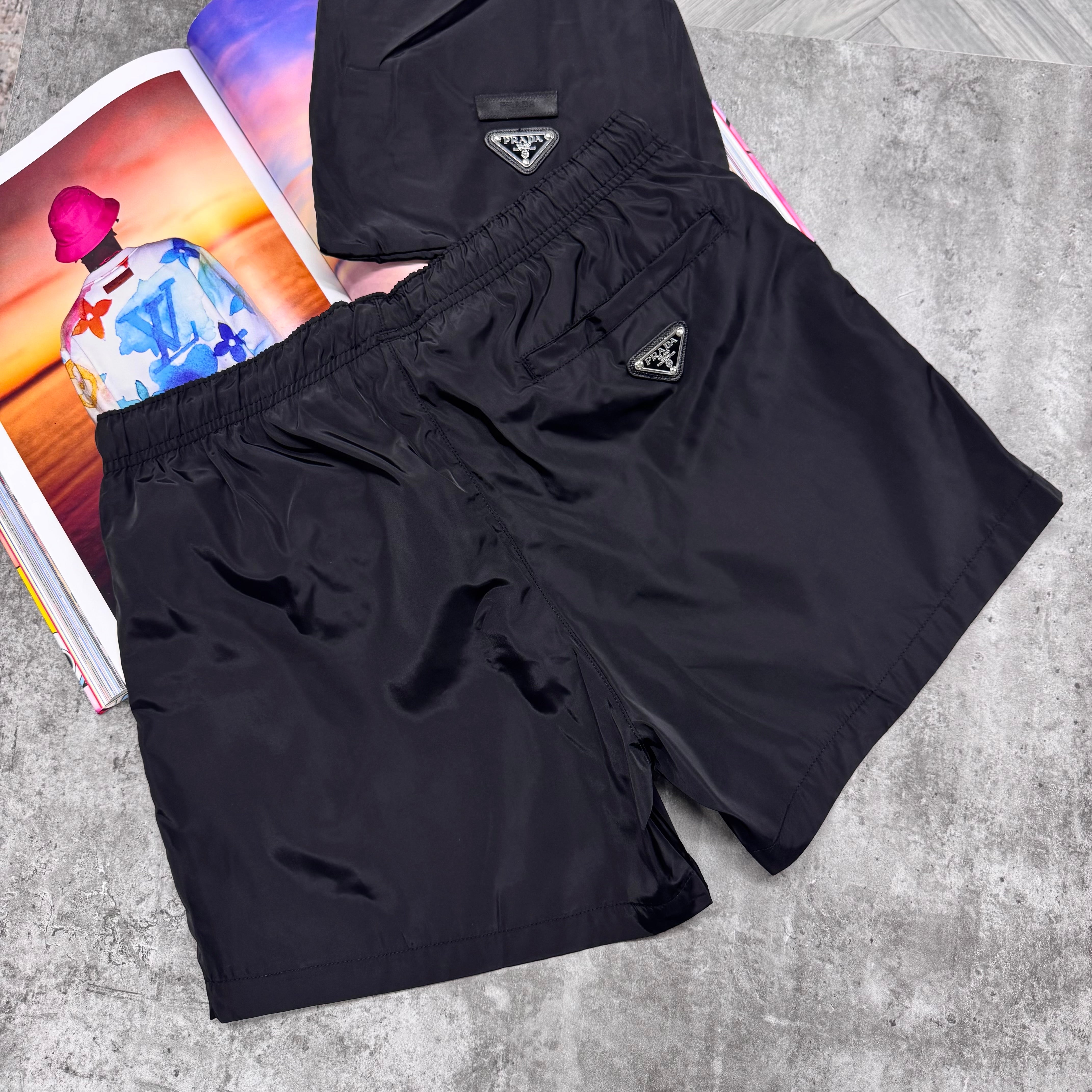 PDA SWIM SHORTS - BLACK