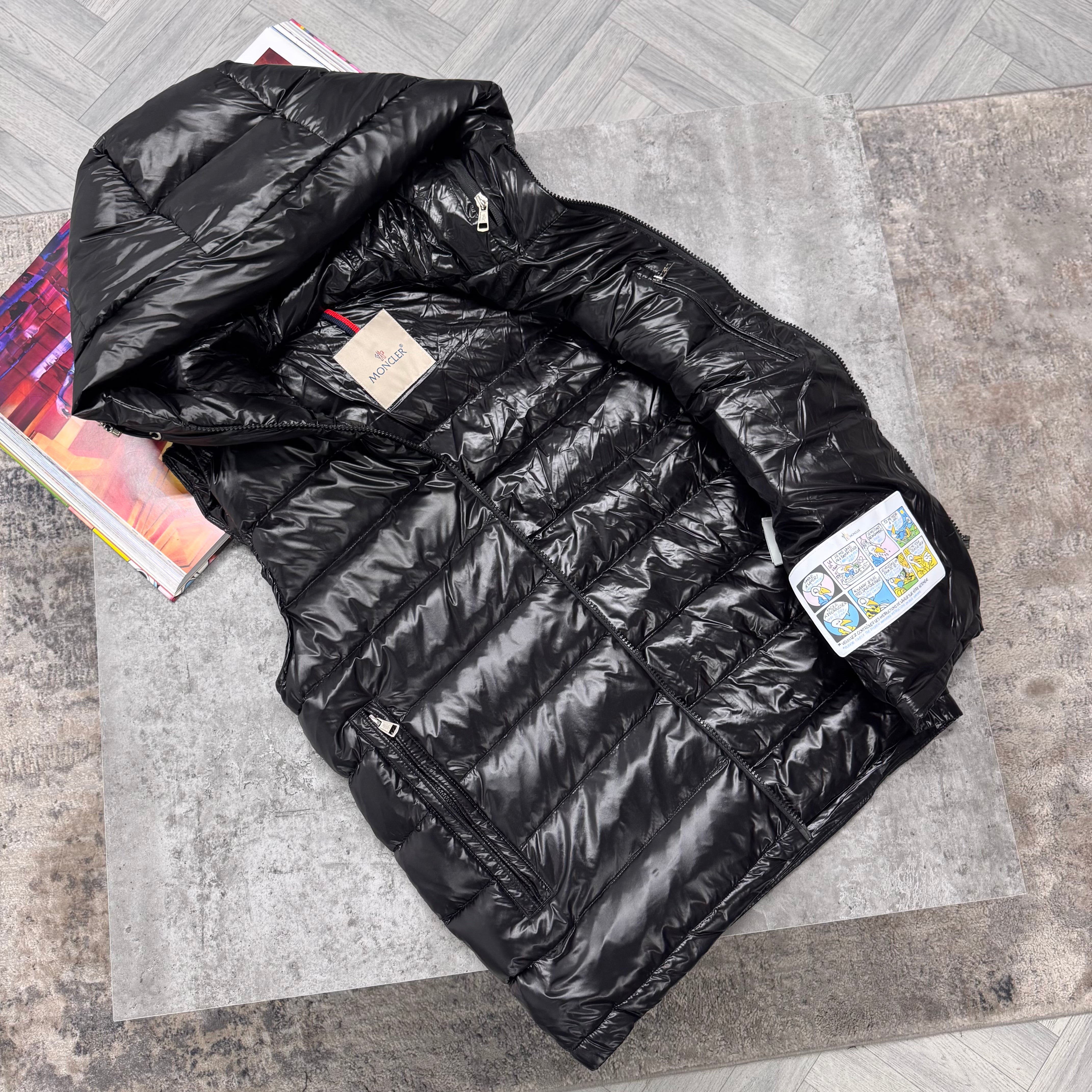 MNCLR HOODED GILET - BLACK