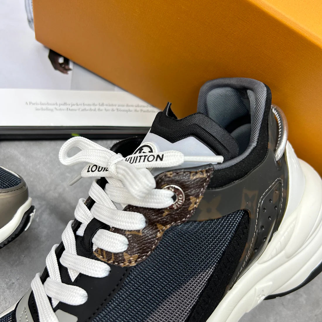 Loui vuitton sneakers dames hotsell