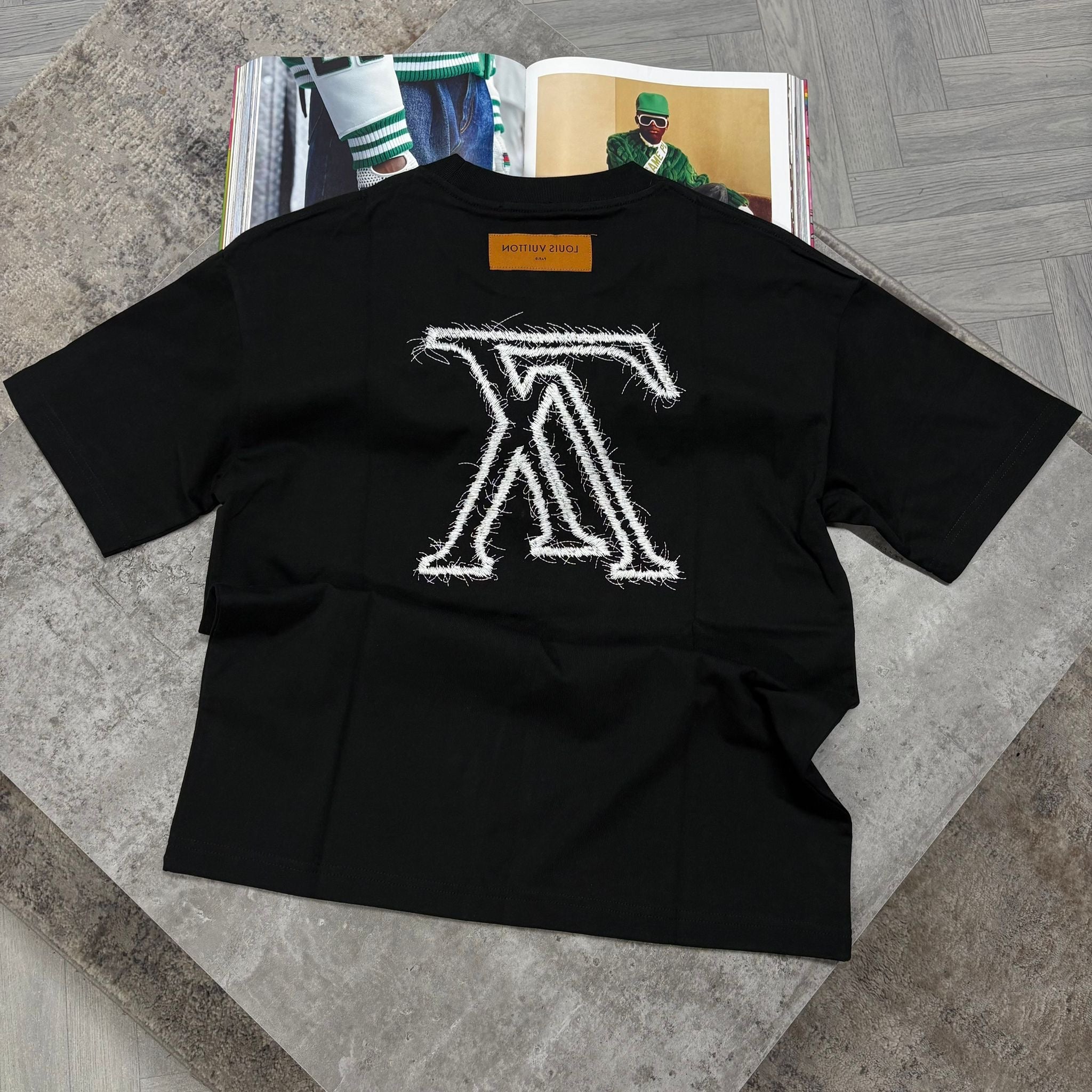 LVE LOVERS T SHIRT - BLACK