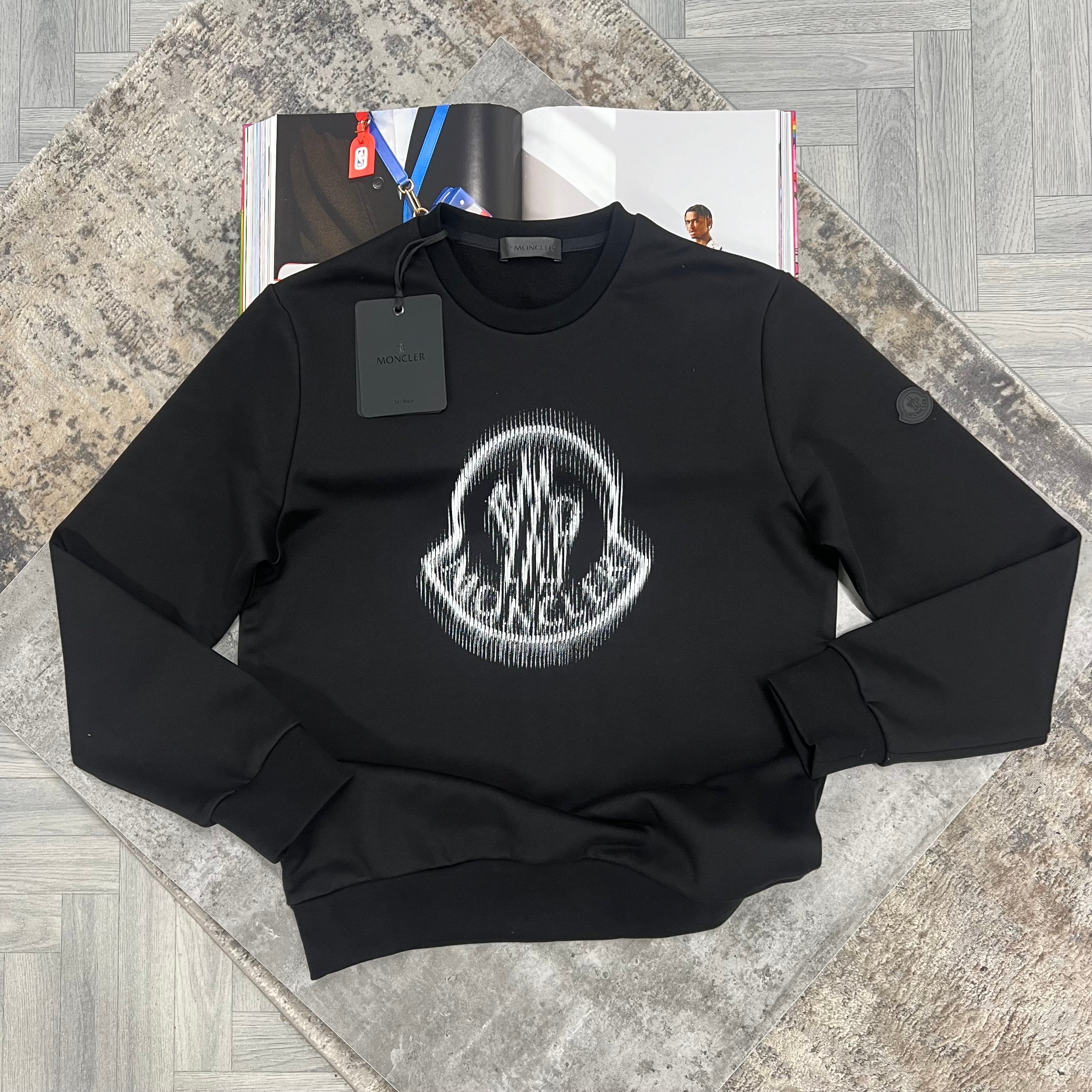 MNCLR JUMPER - BLACK