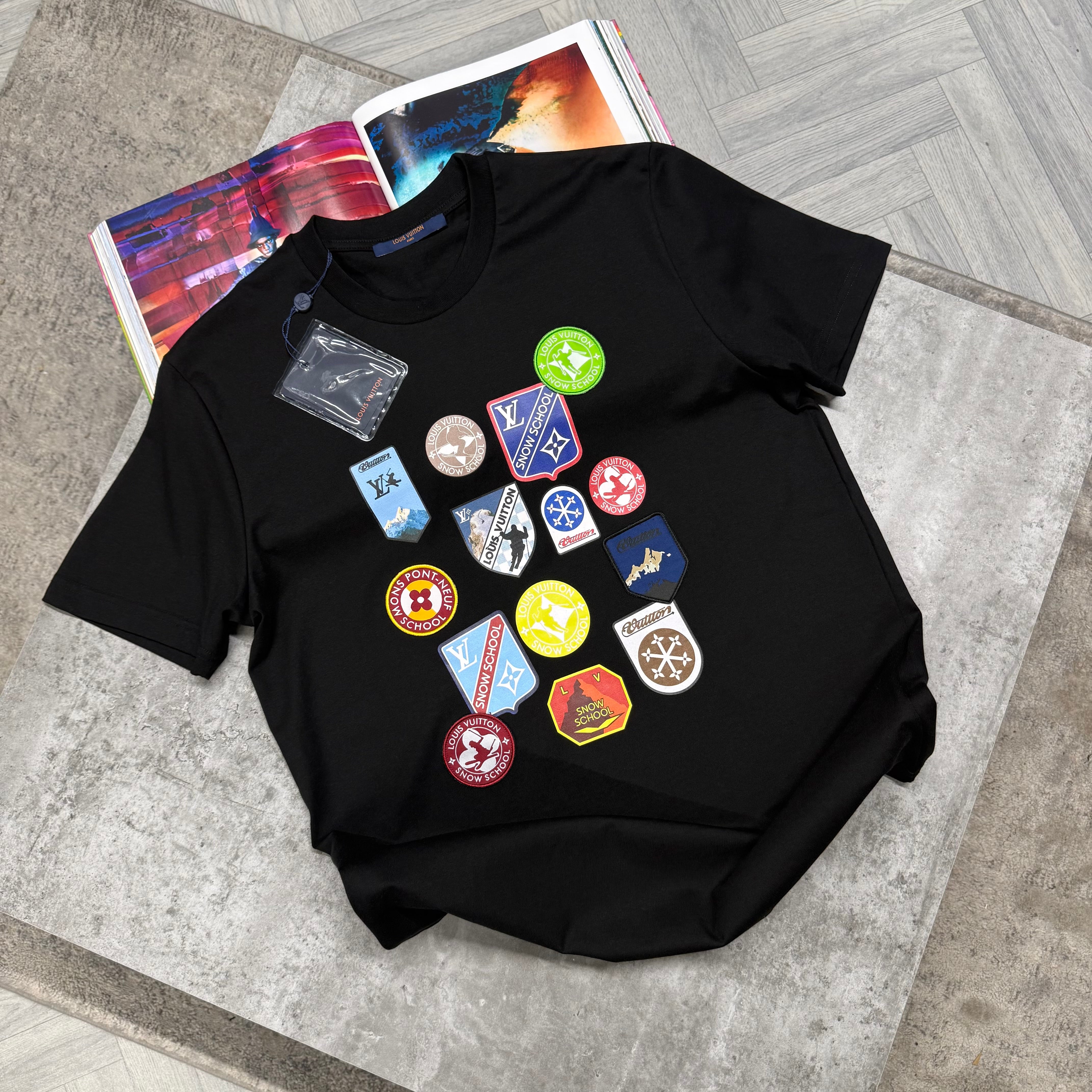 LVE PATCH LOGO T SHIRT - BLACK