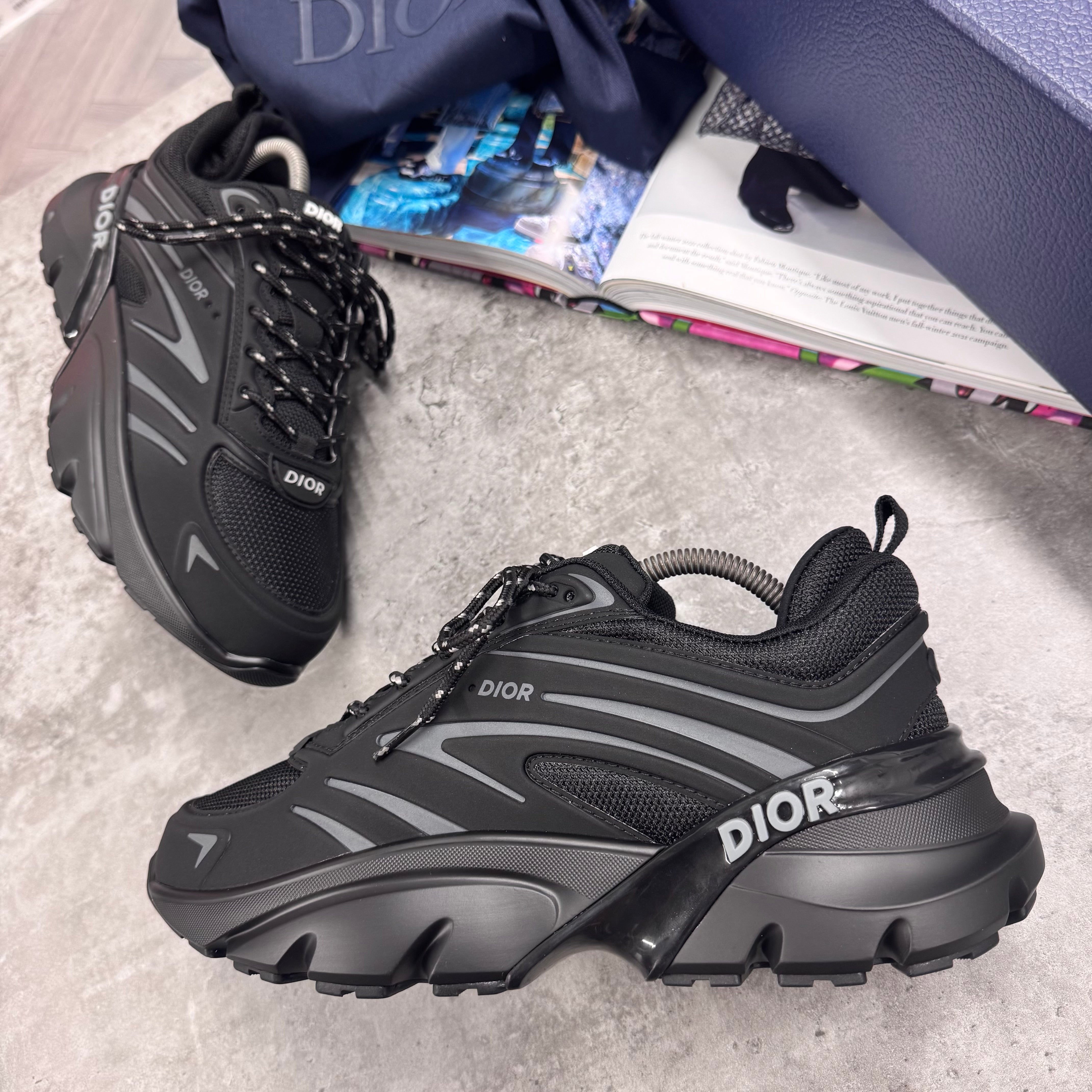 B44 TRAINER - BLACK