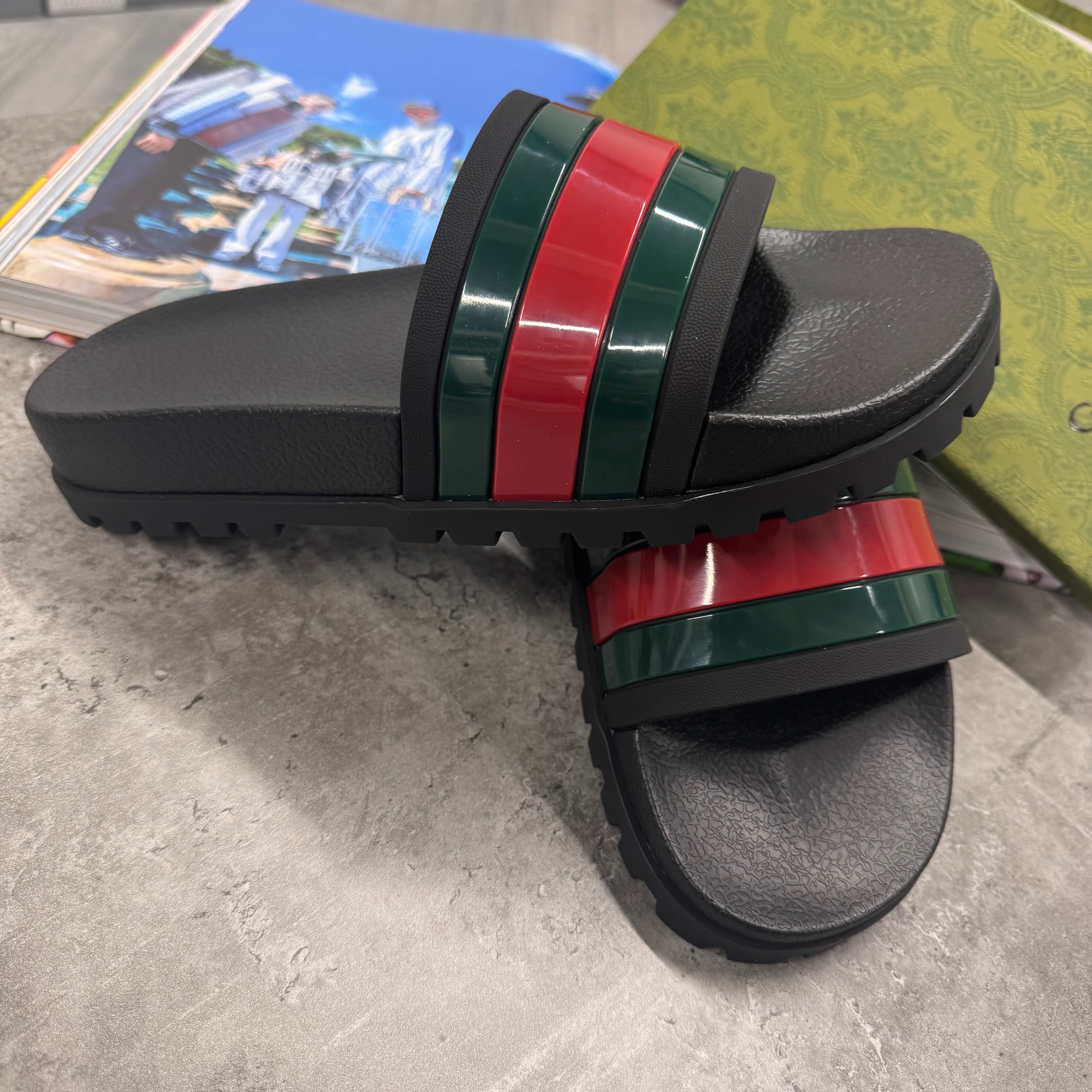 (PRE ORDER) GG SLIDES - BLACK