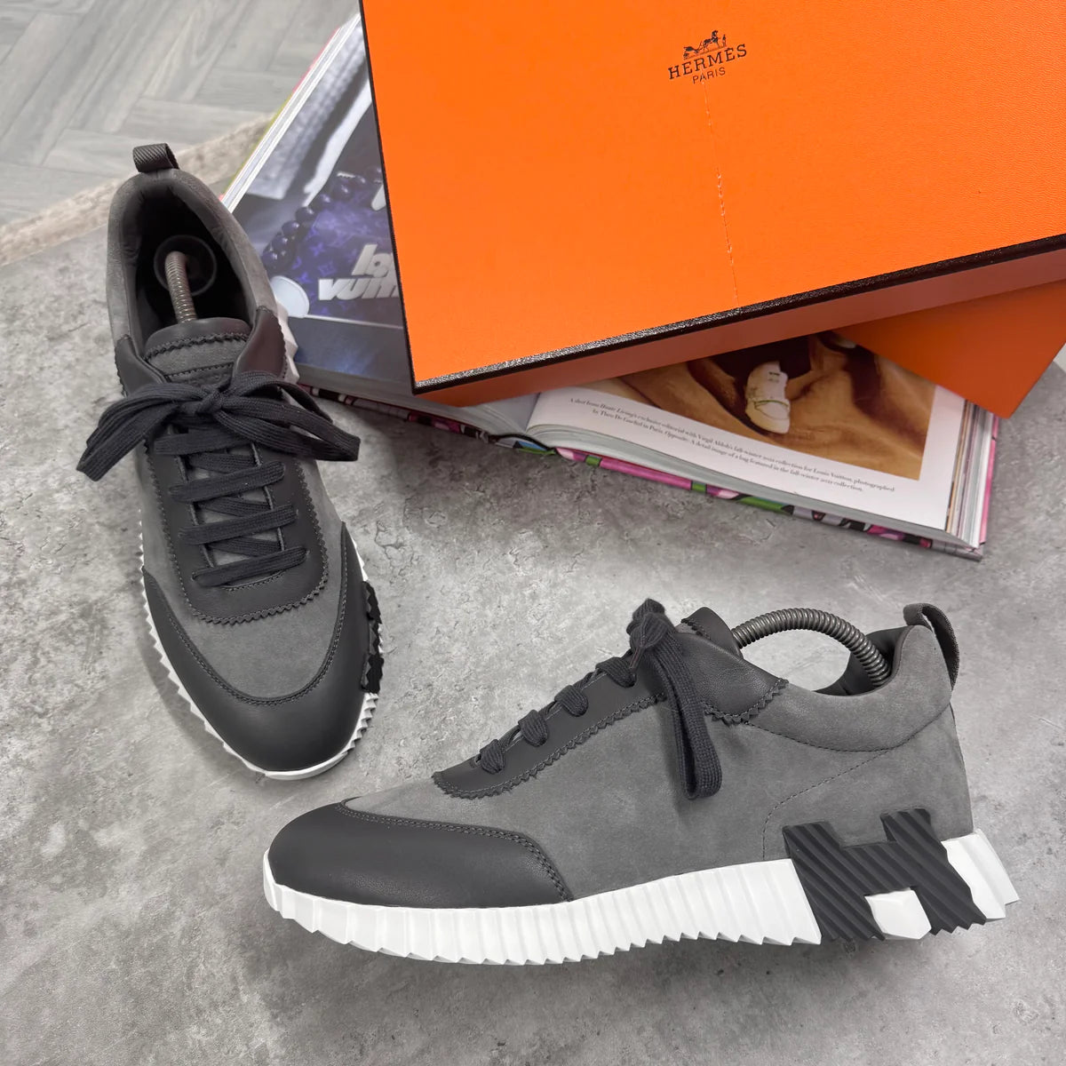 (PRE ORDER) H TRAINER - GREY