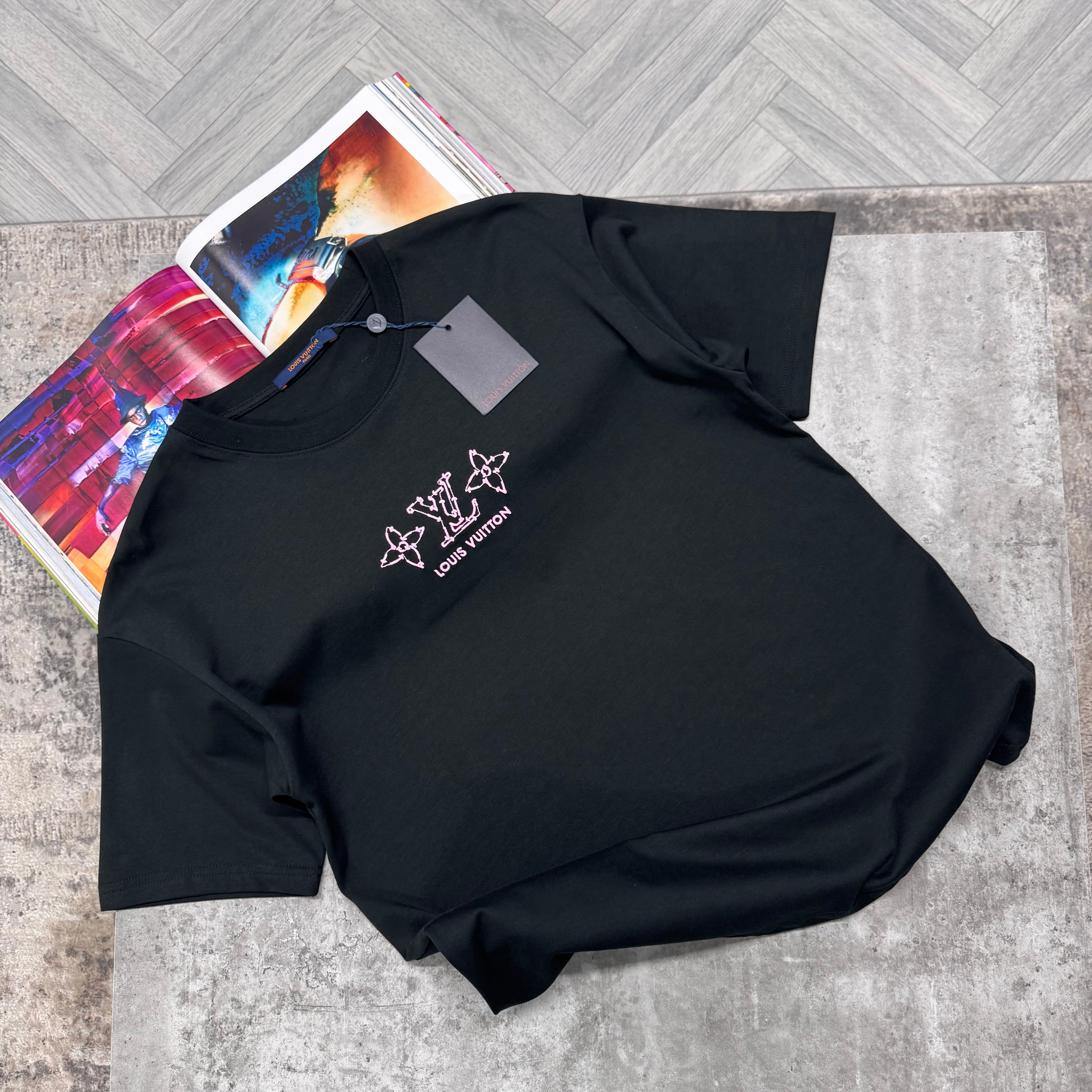 LVE T SHIRT - BLACK / PINK