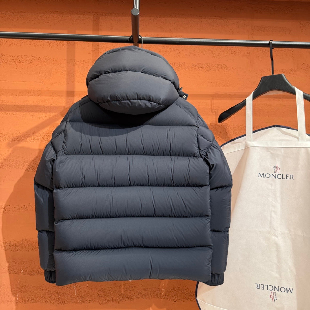 (PRE ORDER) MNCLR QUILTED DOWN PUFFER COAT - NAVY