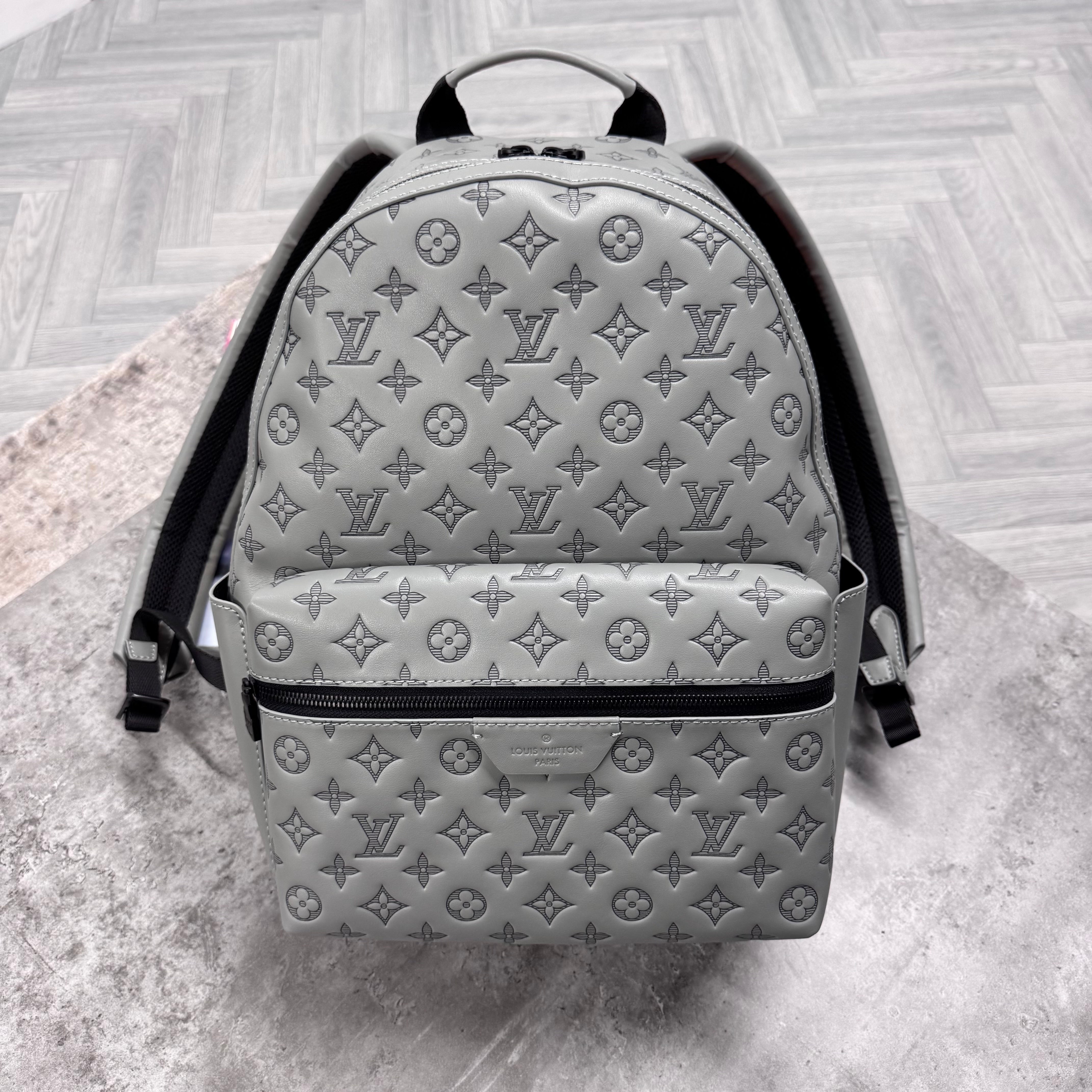 (PRE ORDER) LVE MONOGRAM BACKPACK - GREY