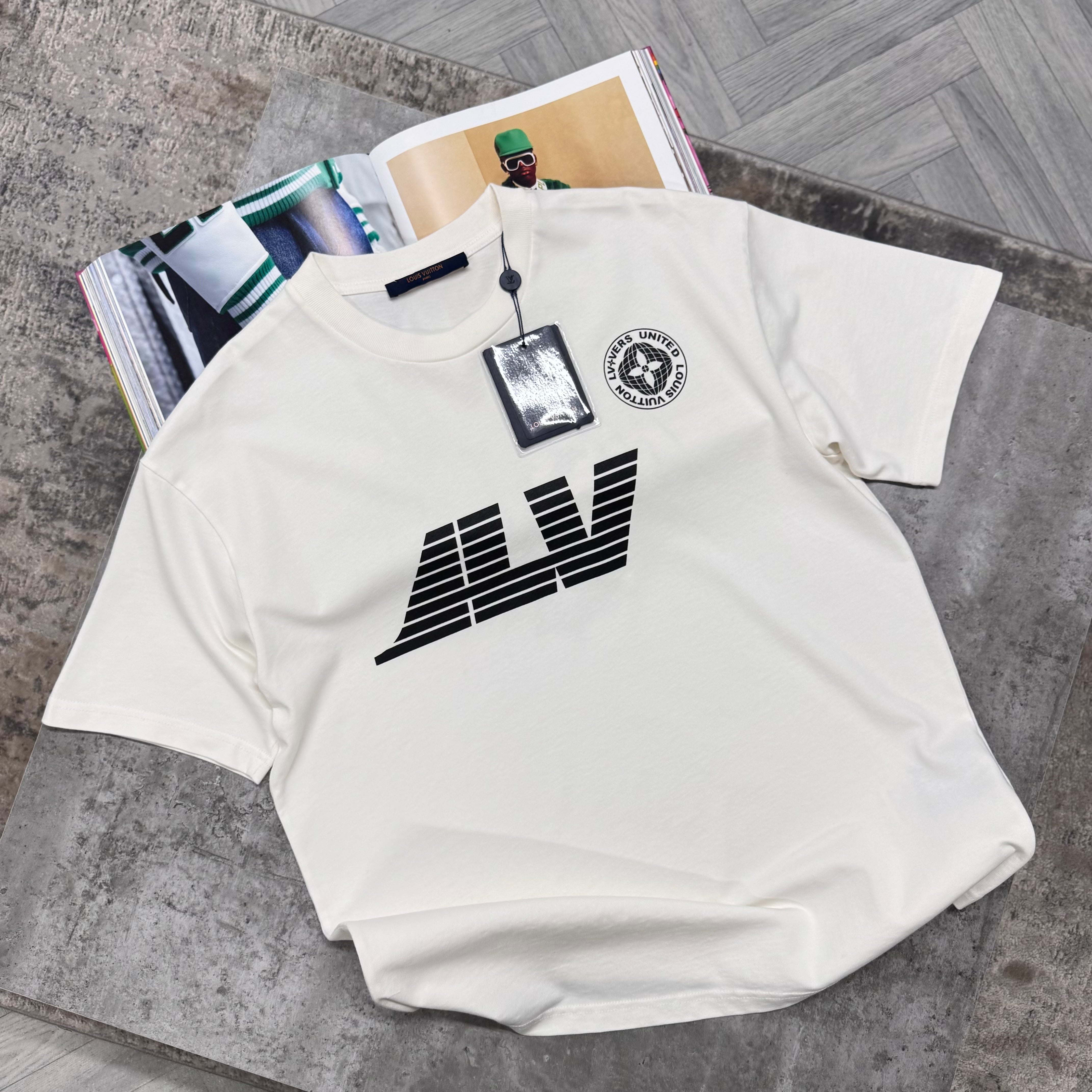 LVE T SHIRT - WHITE