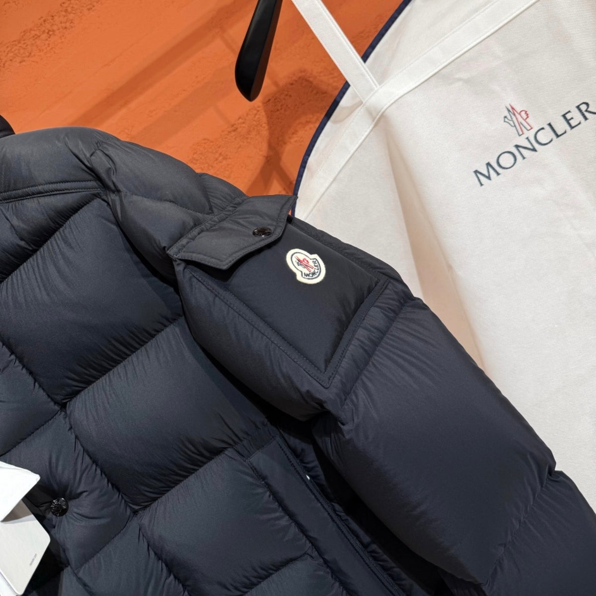 (PRE ORDER) MNCLR MAYA 70 COAT - BLACK