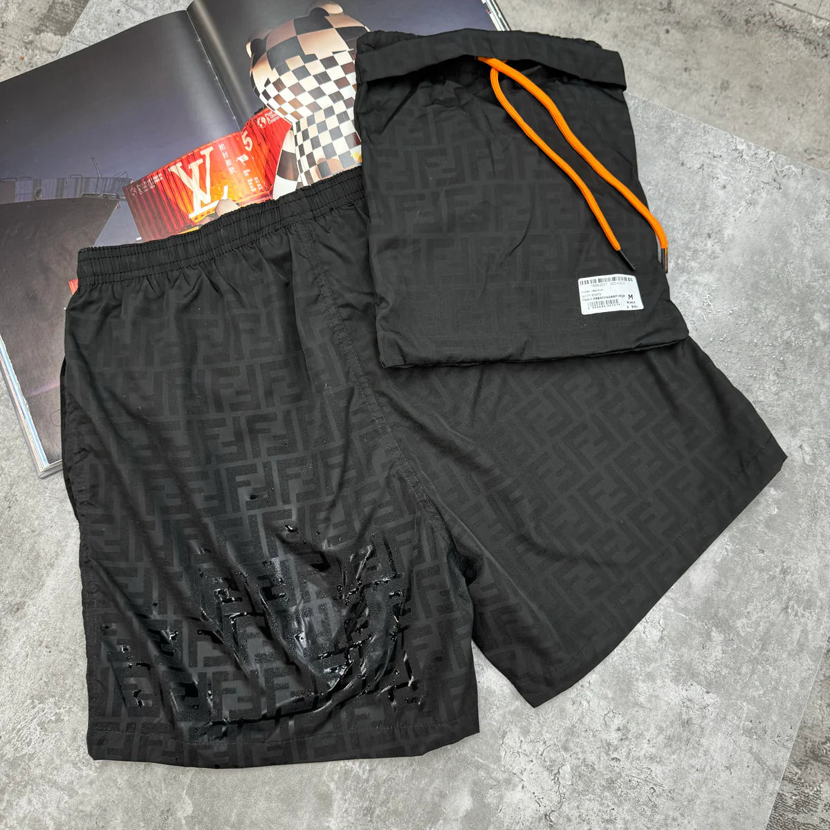 FDI WATER REVEALING SWIM SHORTS - BLACK